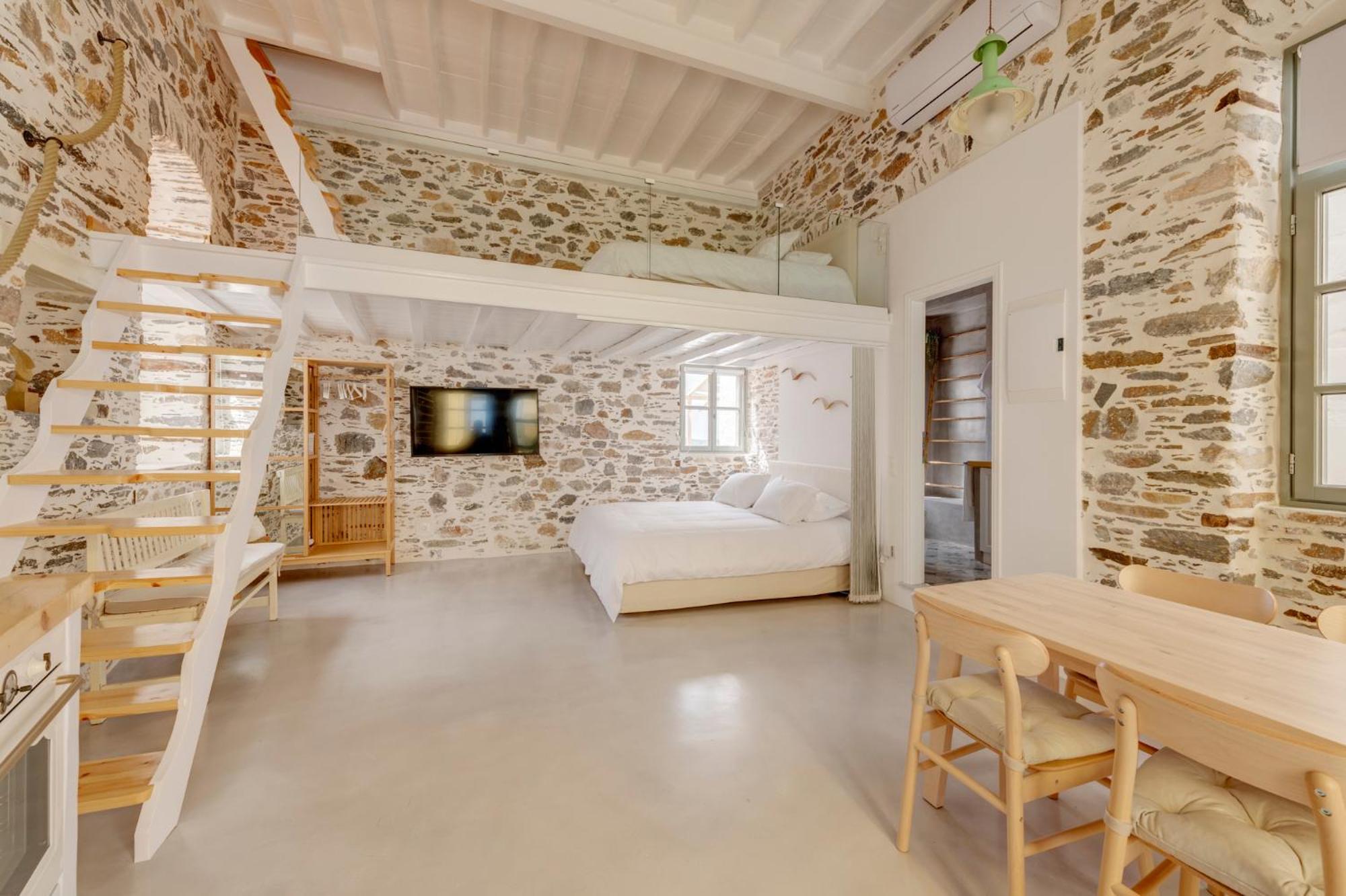 ArtdecoSyros Superior
