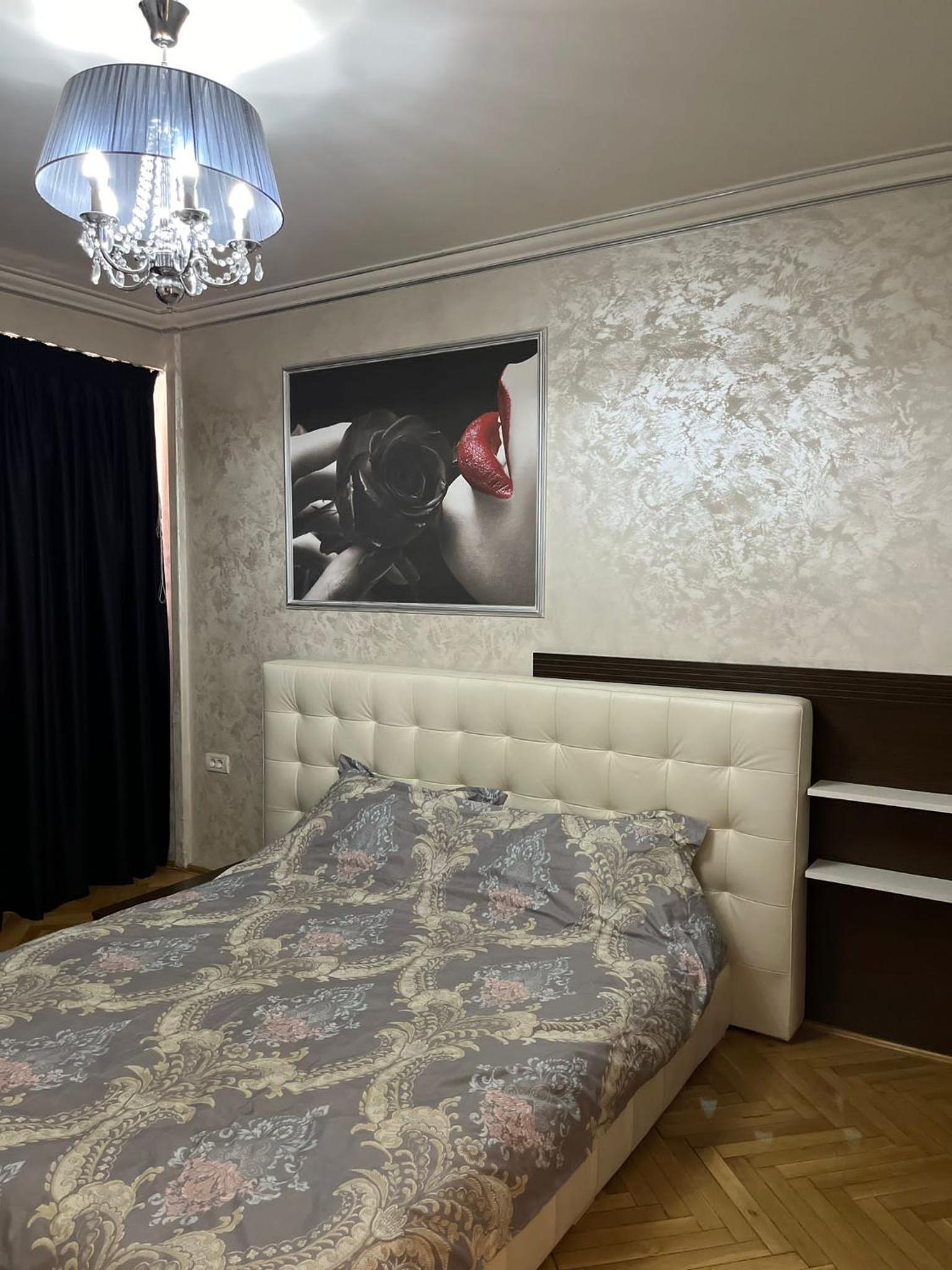 CHIC Apartment Piata Constitutiei - near the Palace of Parliament view 4