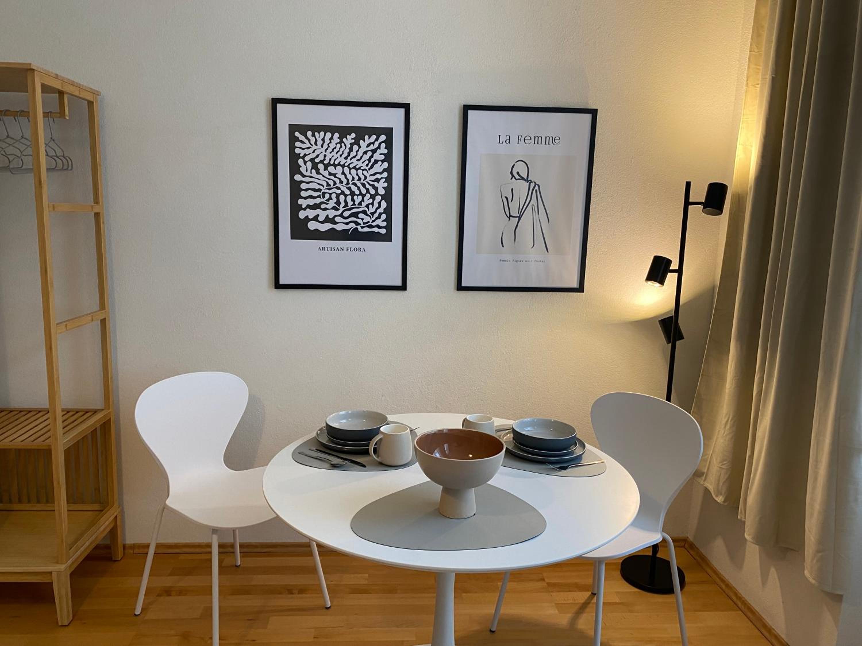 Schöne, modern eingerichtete Wohnung nahe Zentrum ideal zum Arbeiten und Studieren