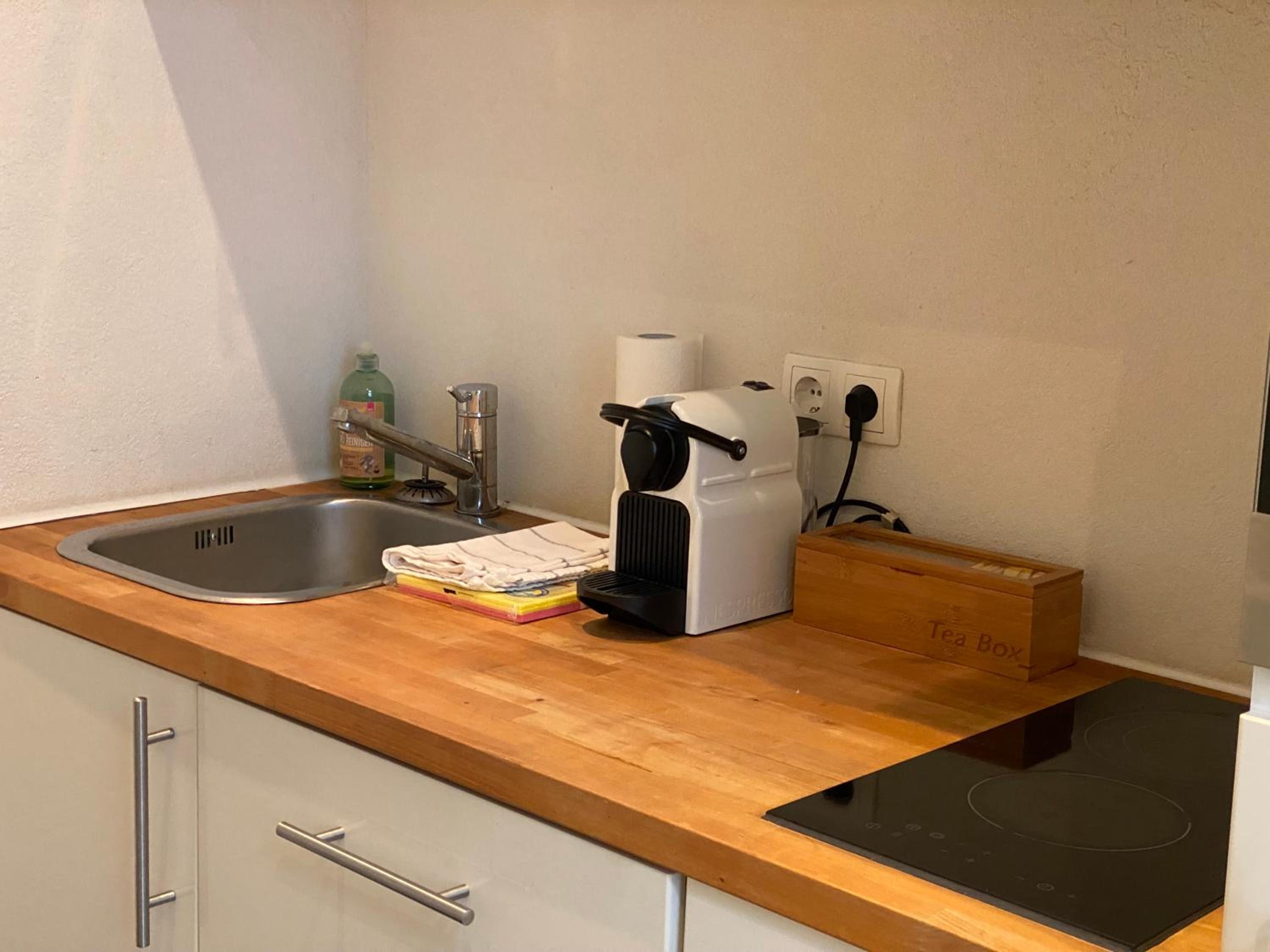 Schöne, modern eingerichtete Wohnung nahe Zentrum ideal zum Arbeiten und Studieren