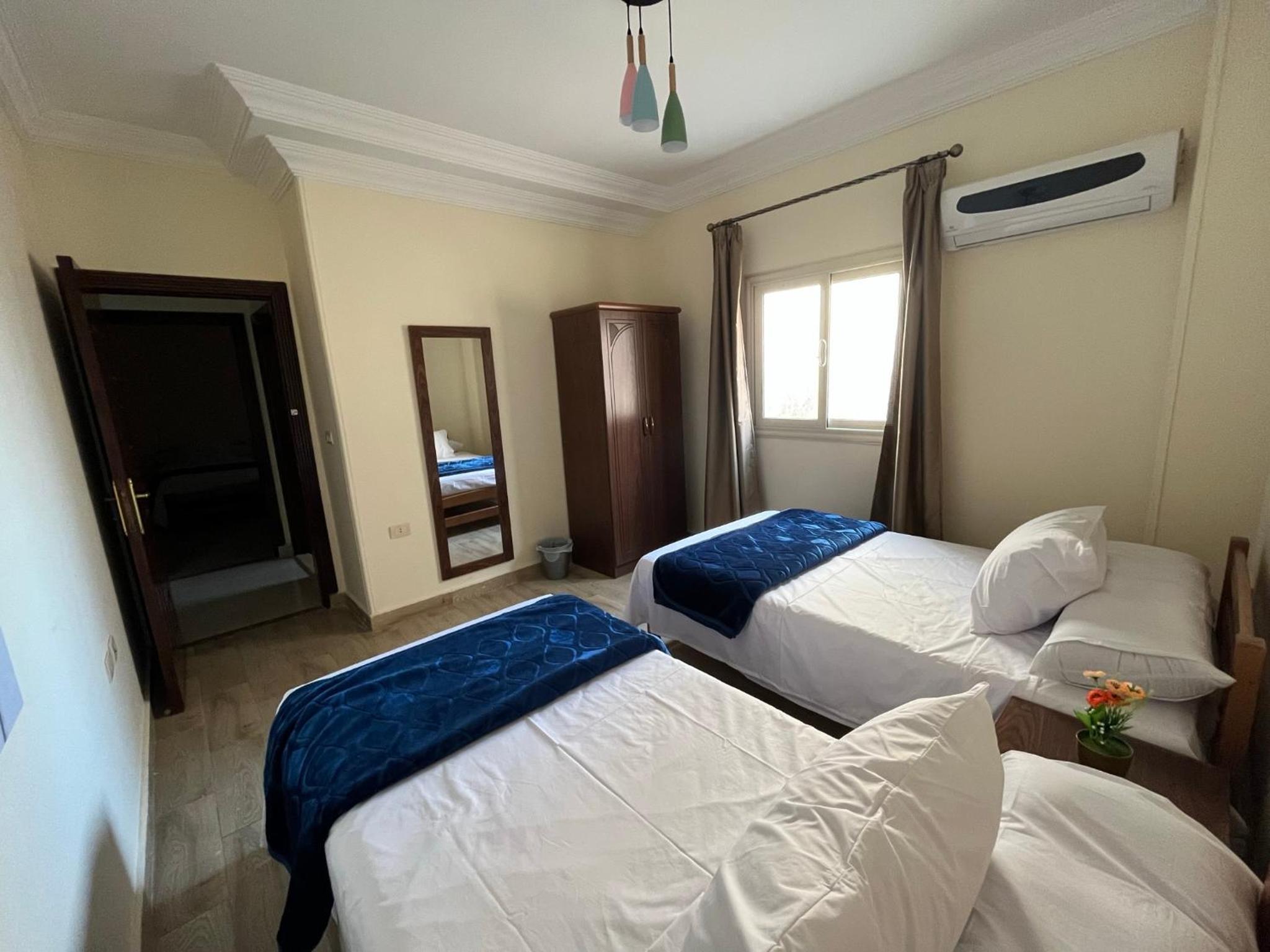 Charming apartment with balcony (families only)