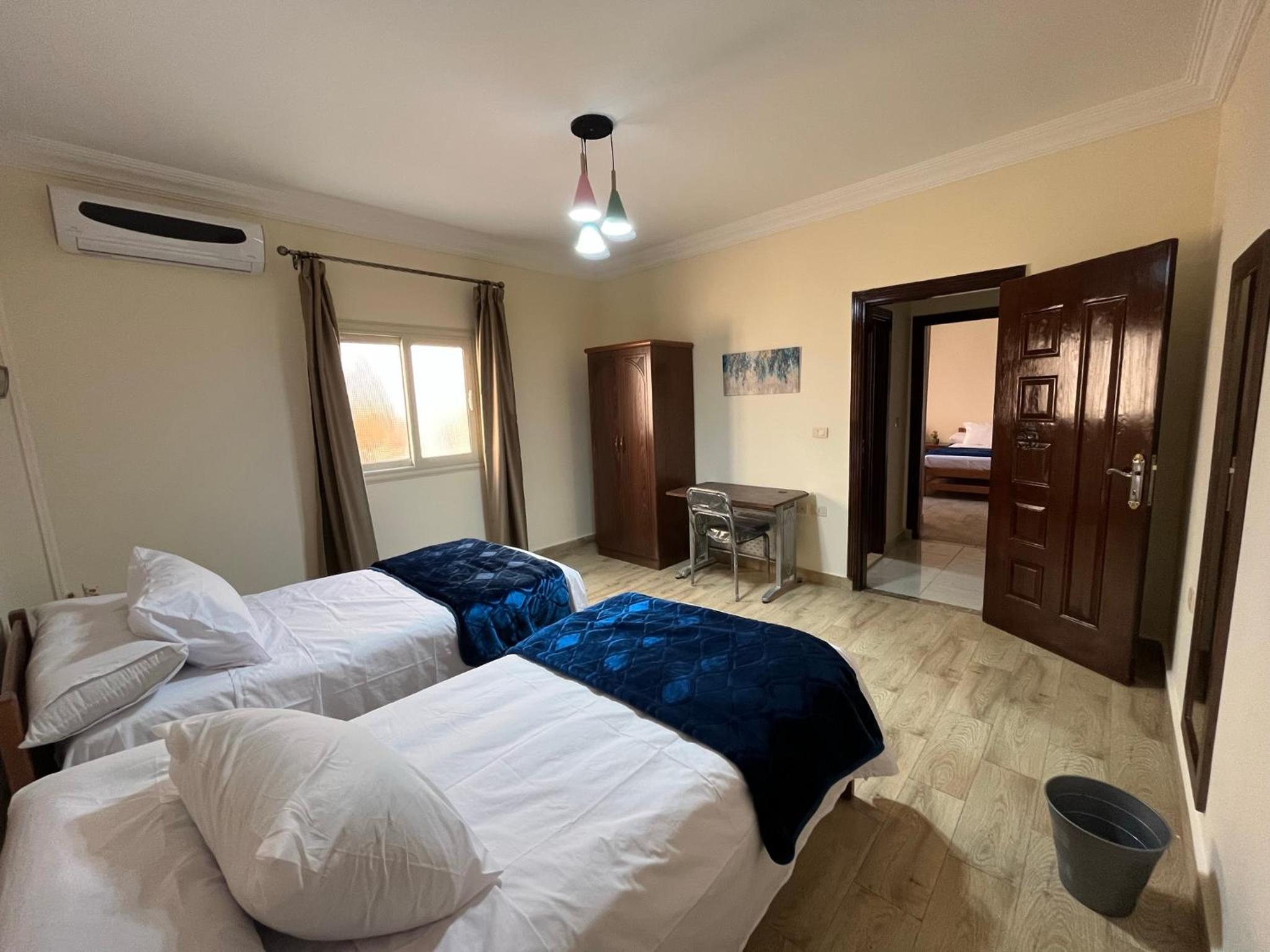 Charming apartment with balcony (families only)