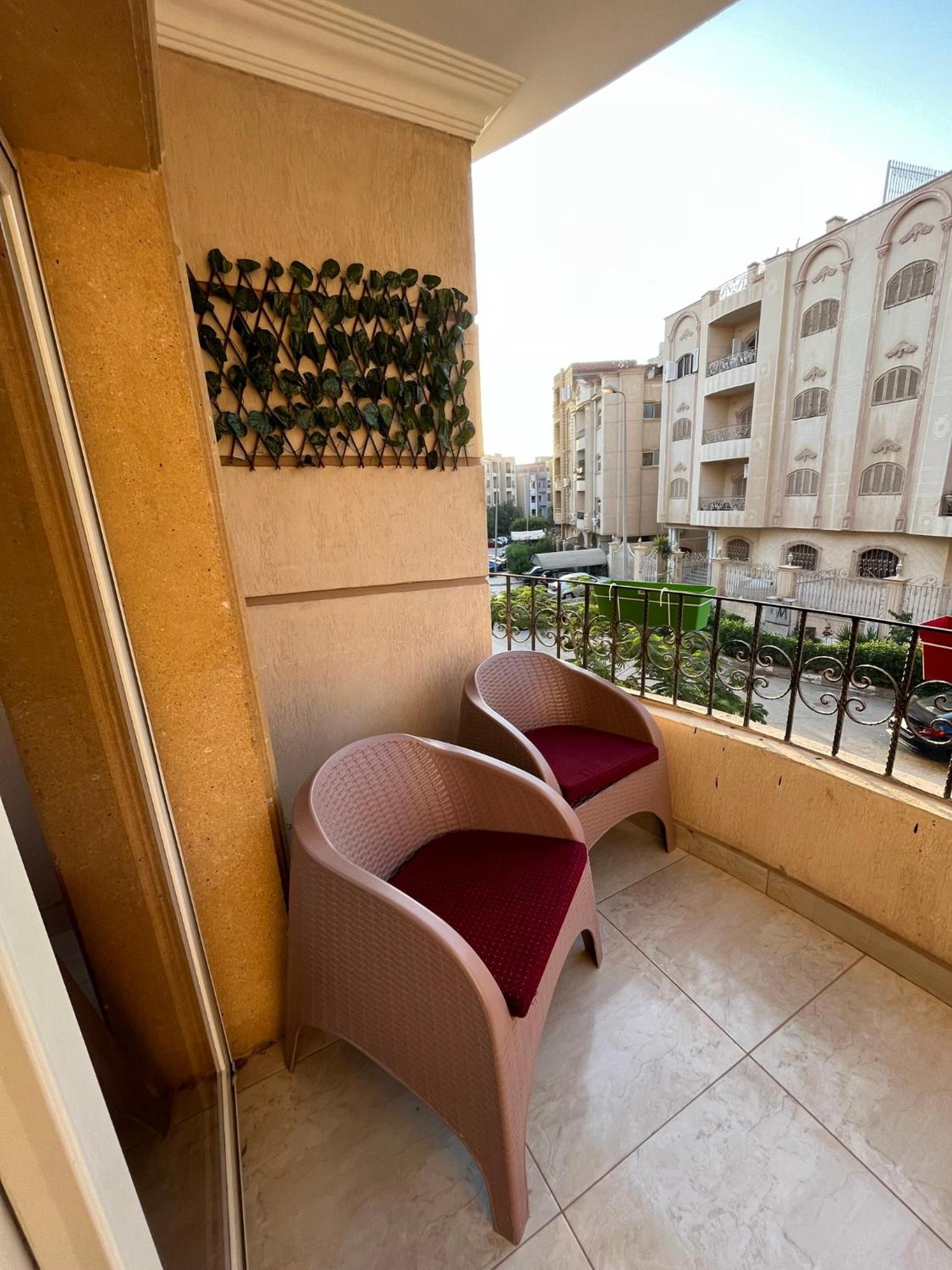Charming apartment with balcony (families only)