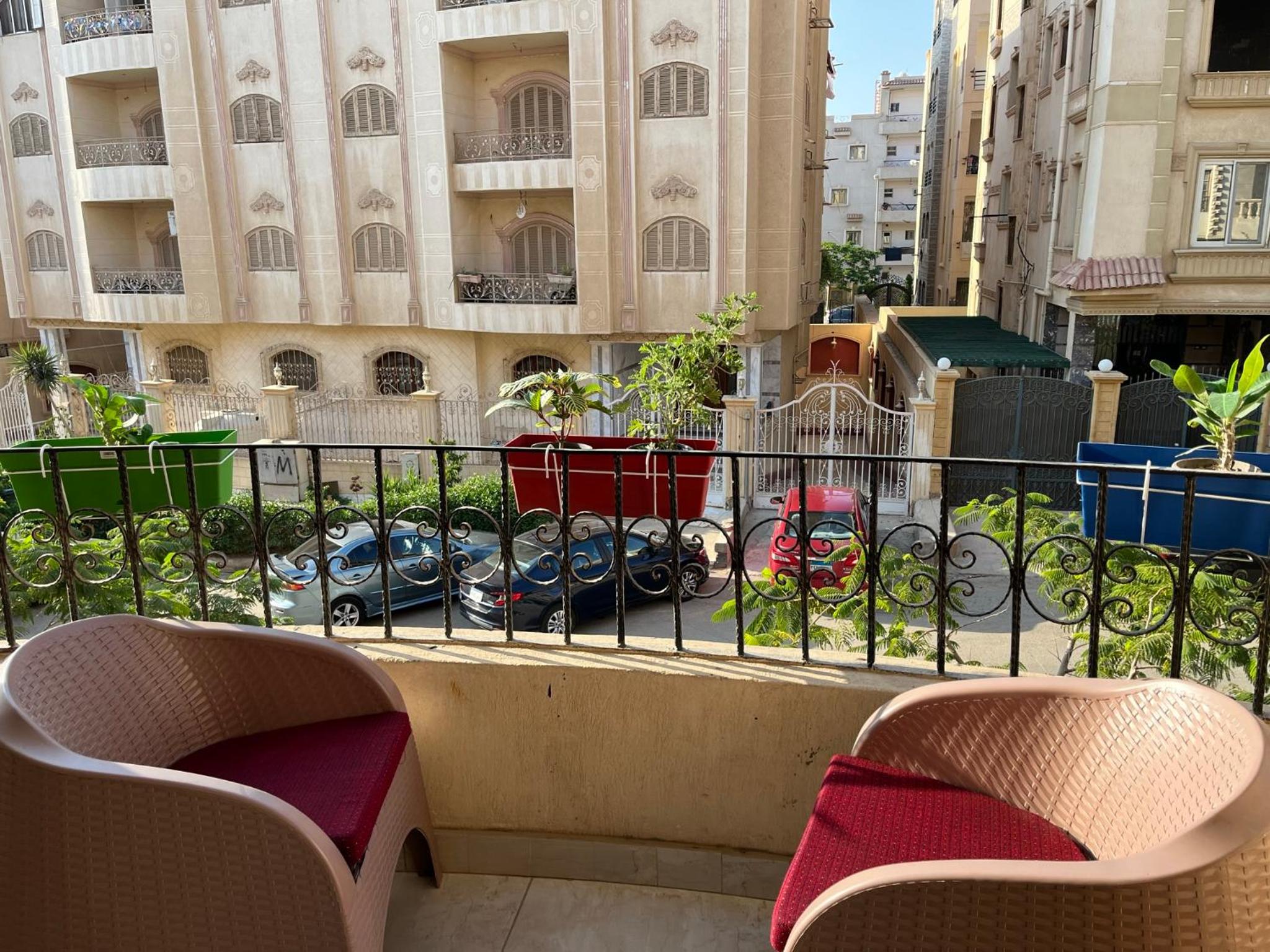 Charming apartment with balcony (families only)