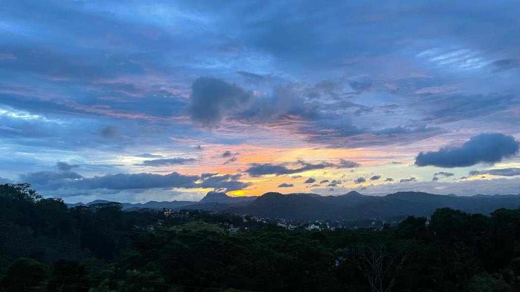 Pekoetrails Hantana Homestay