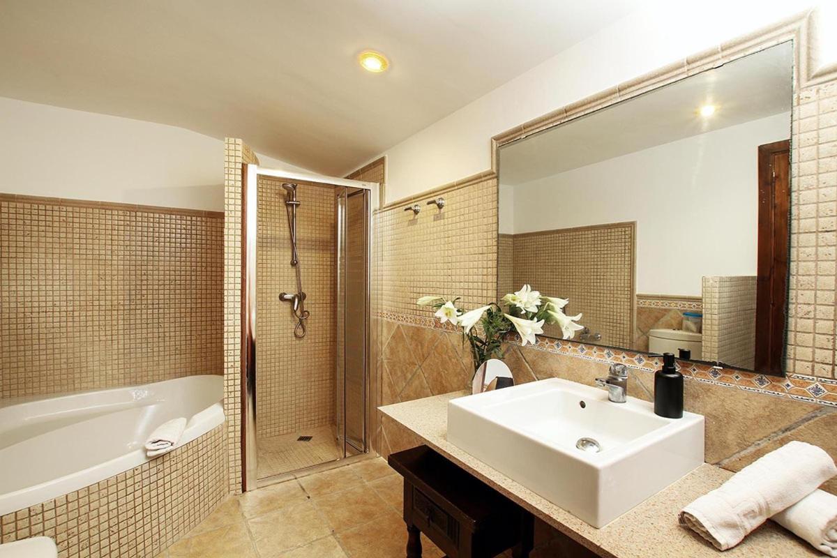 Spectacular newly renovated villa in Pollensa by Renthousing