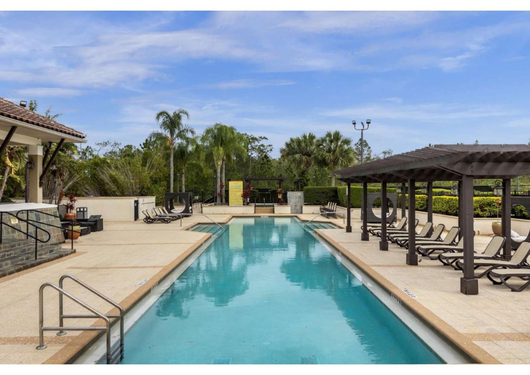 Sunny Summer in Orlando - TownHome by Disney!