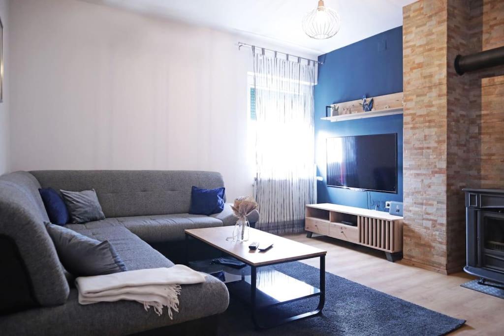 Apartment Tori