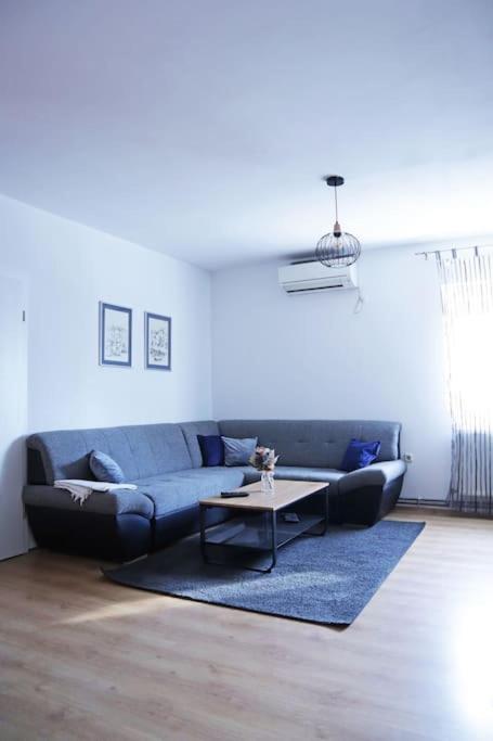 Apartment Tori