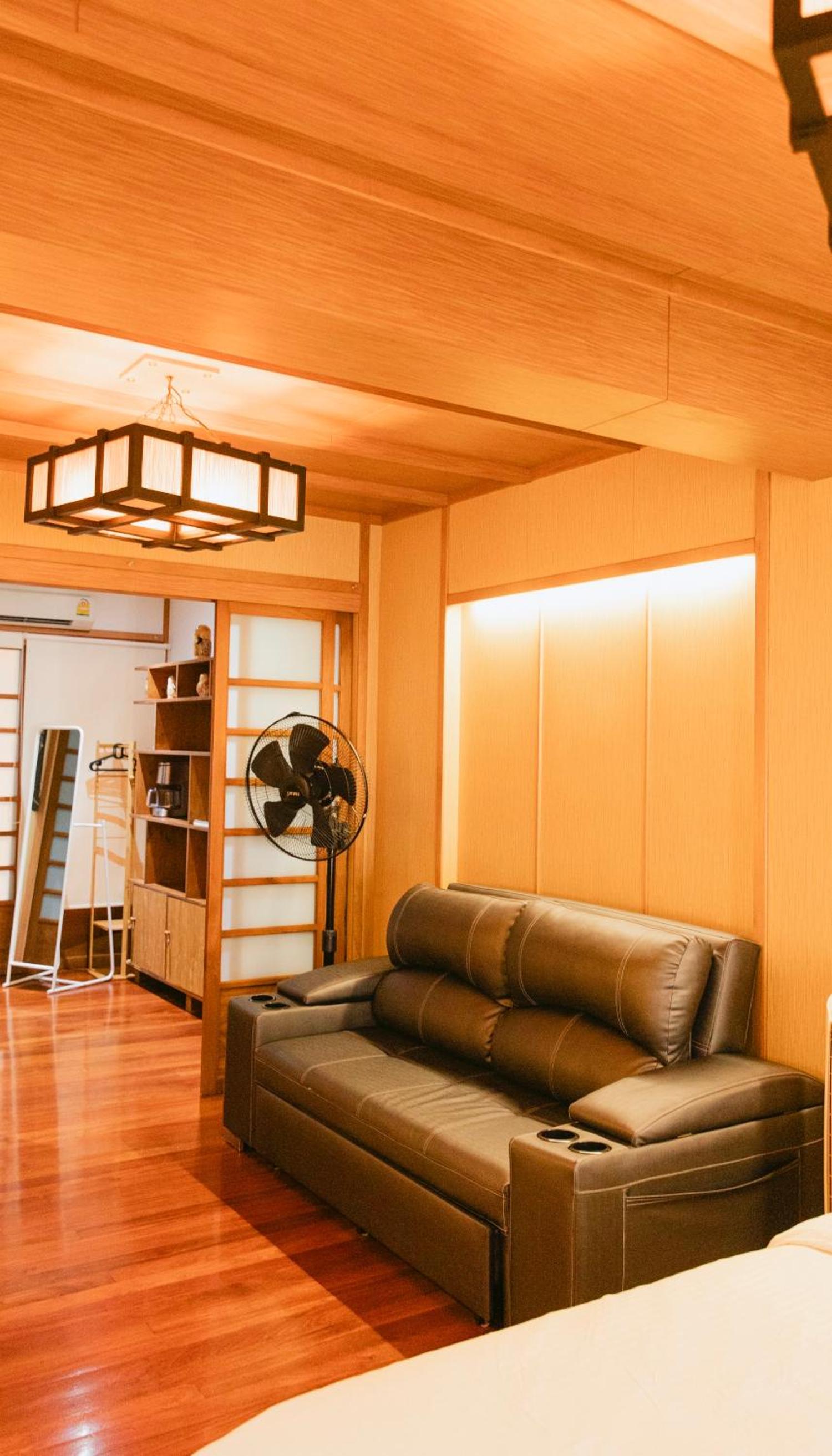 New York Loft & Japanese Magic by V4SKIN