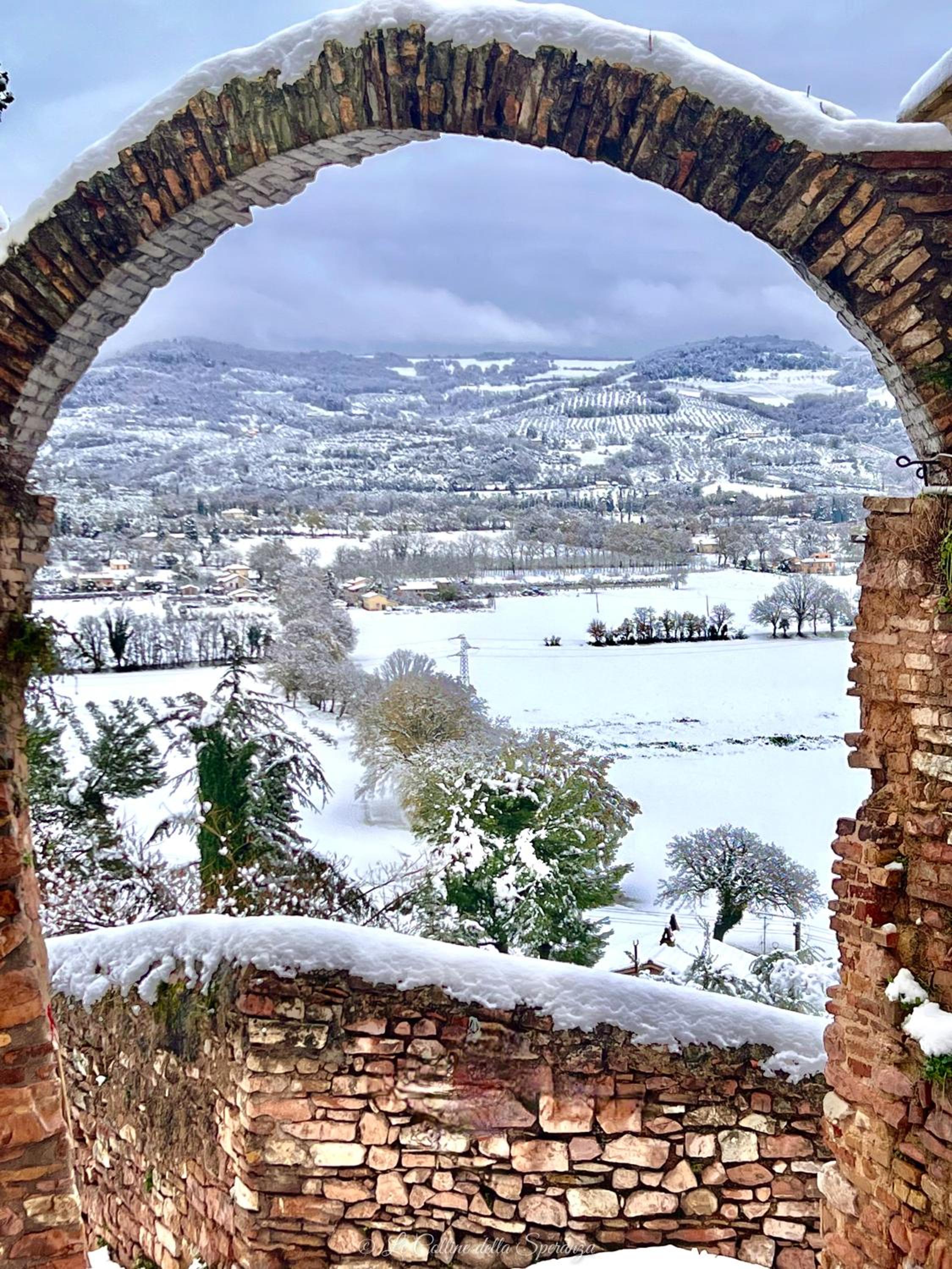 A Passo Lento nel Castello di Collepino - Spello