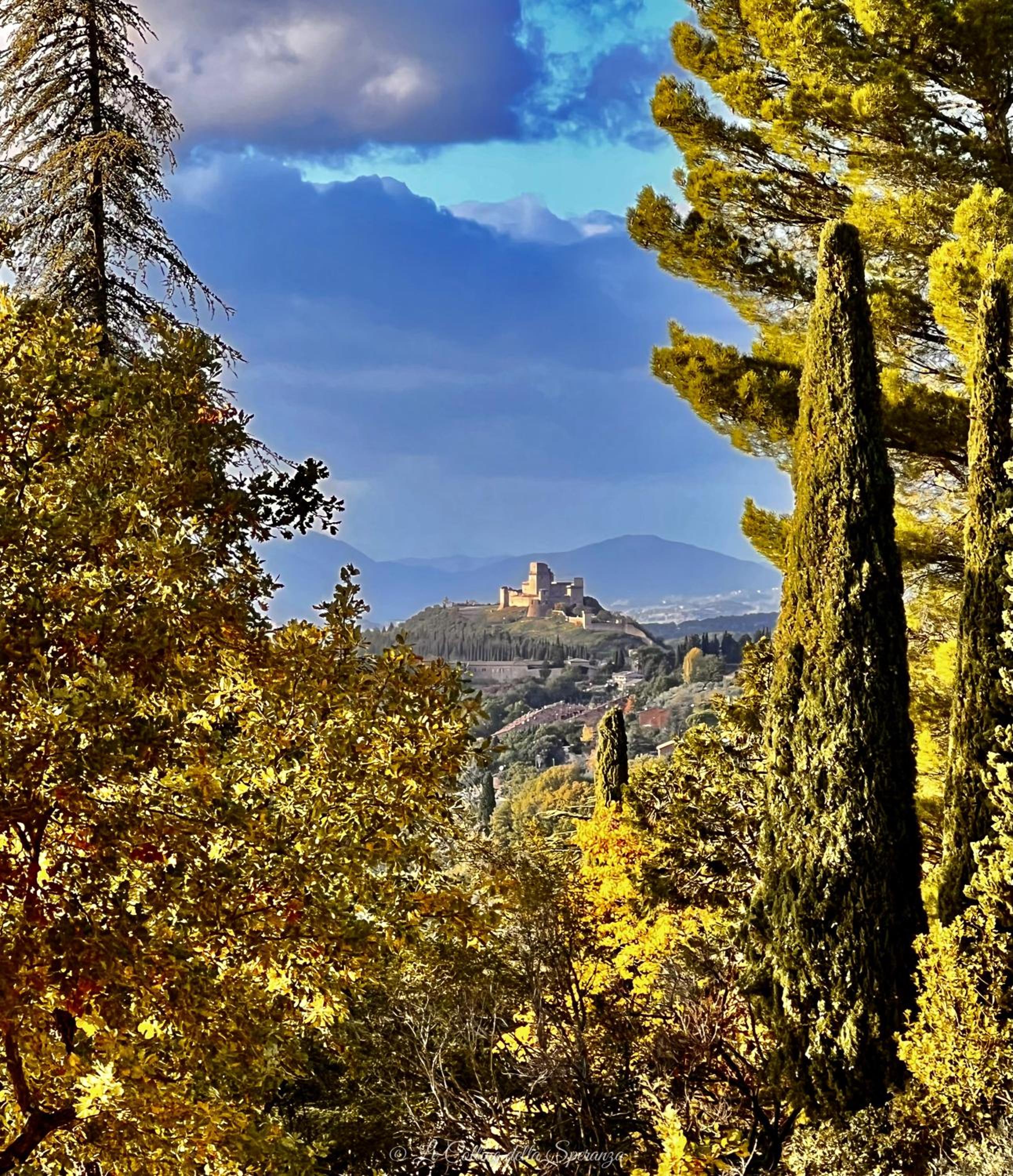 A Passo Lento nel Castello di Collepino - Spello