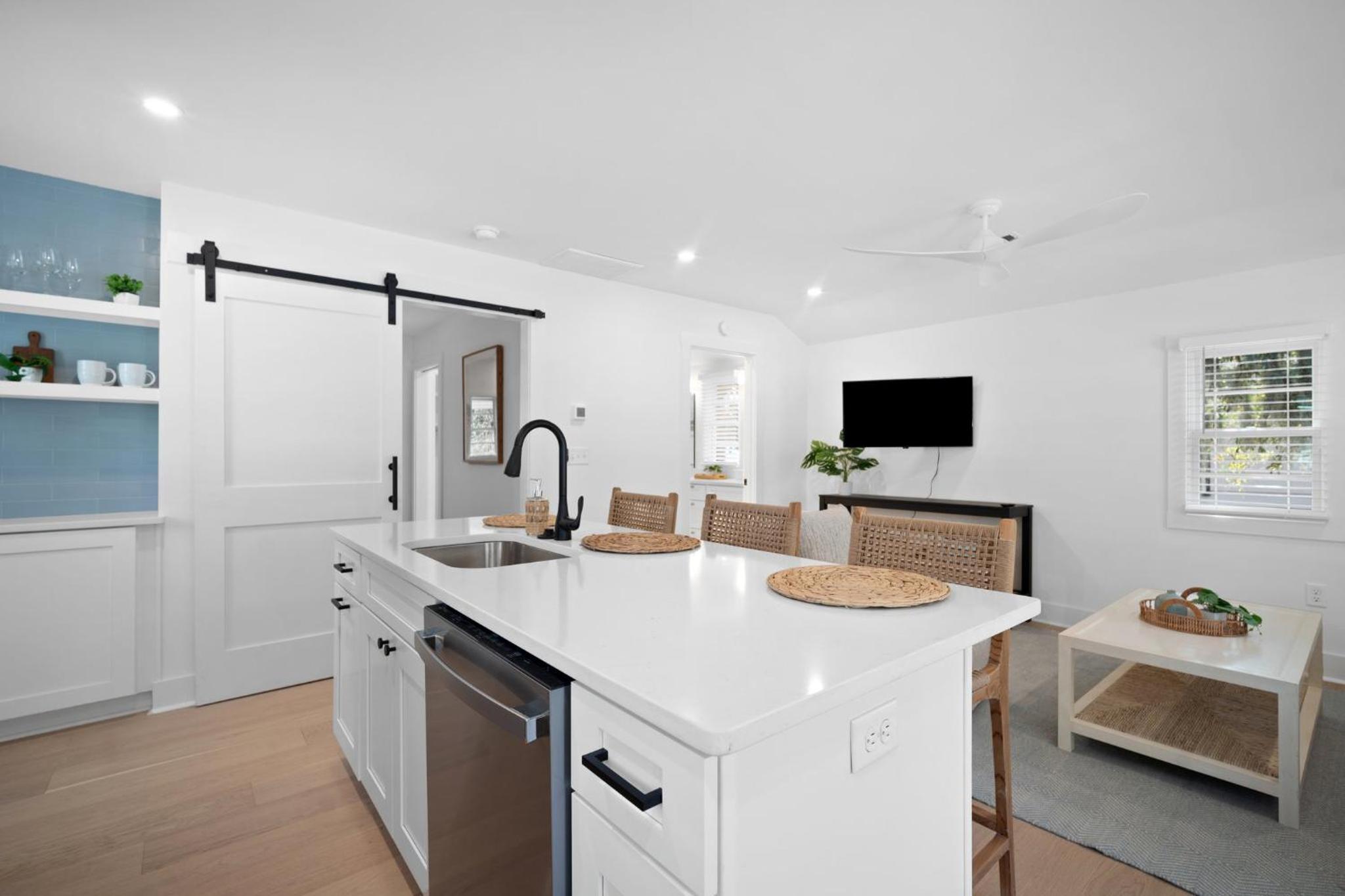 Newly Renovated Coastal Cottage - Downtown Beaufort view 5