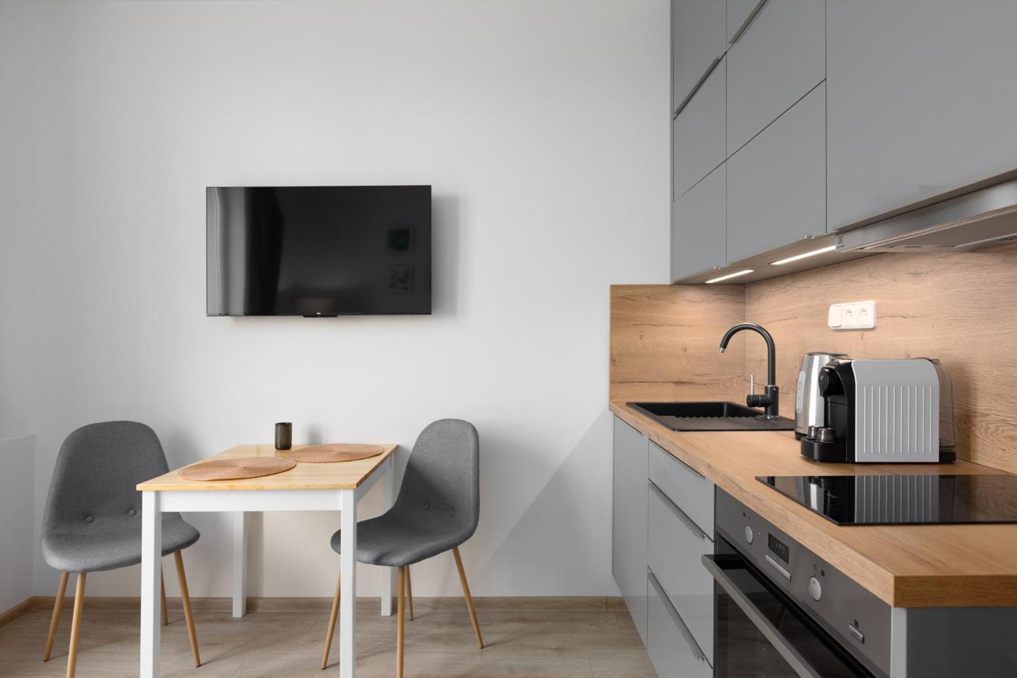 Apartment near the subway with a terrace