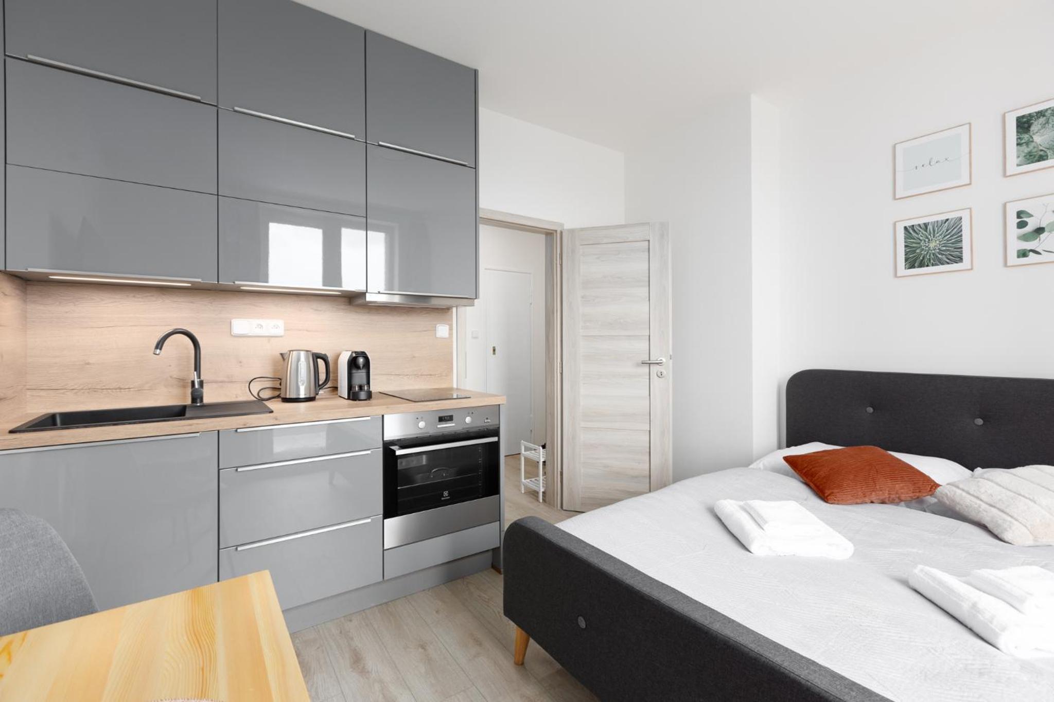 Apartment near the subway with a terrace