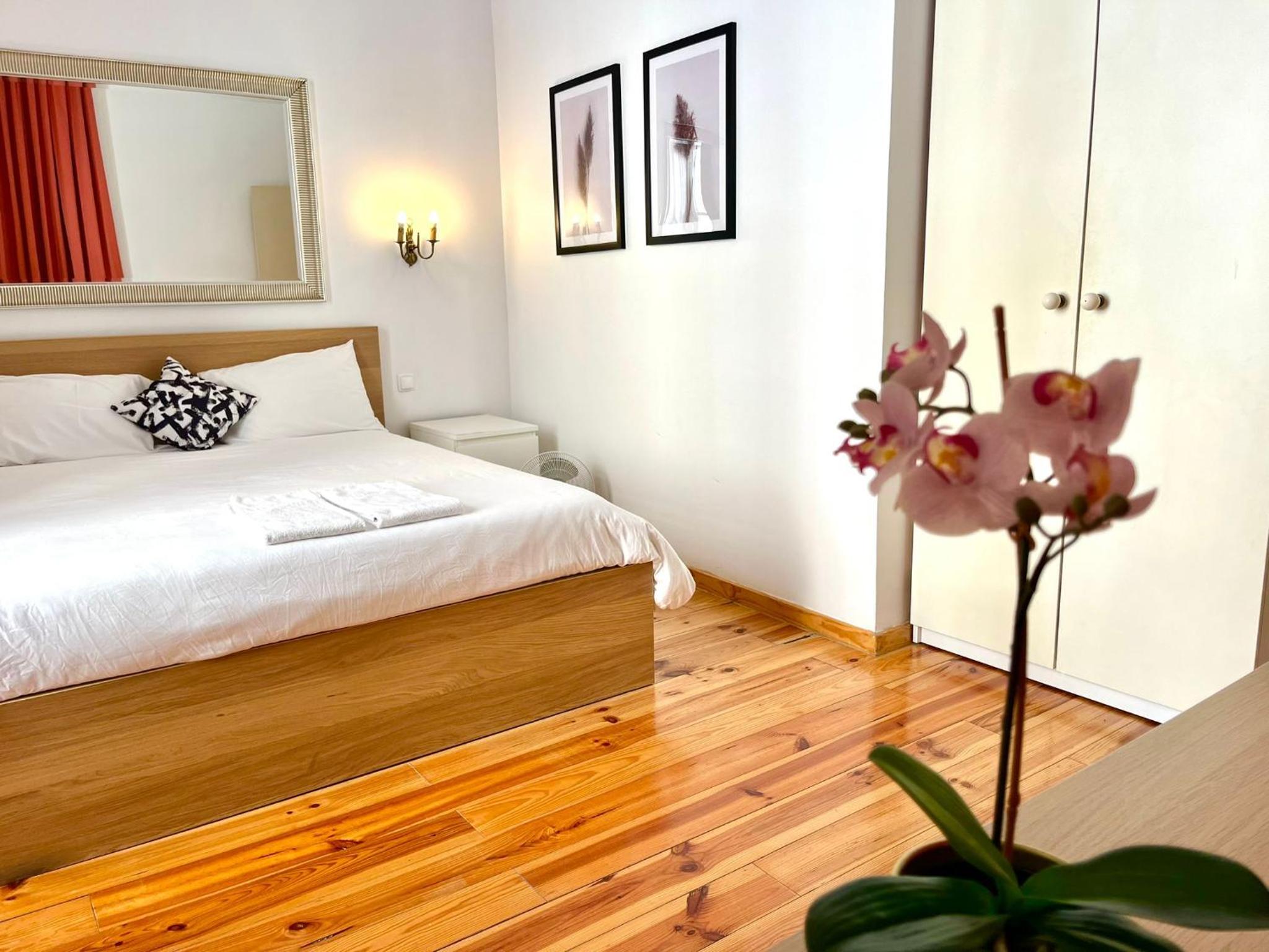 3 Bedroom, 2 Bathroom - Palma Residence — Lisbon