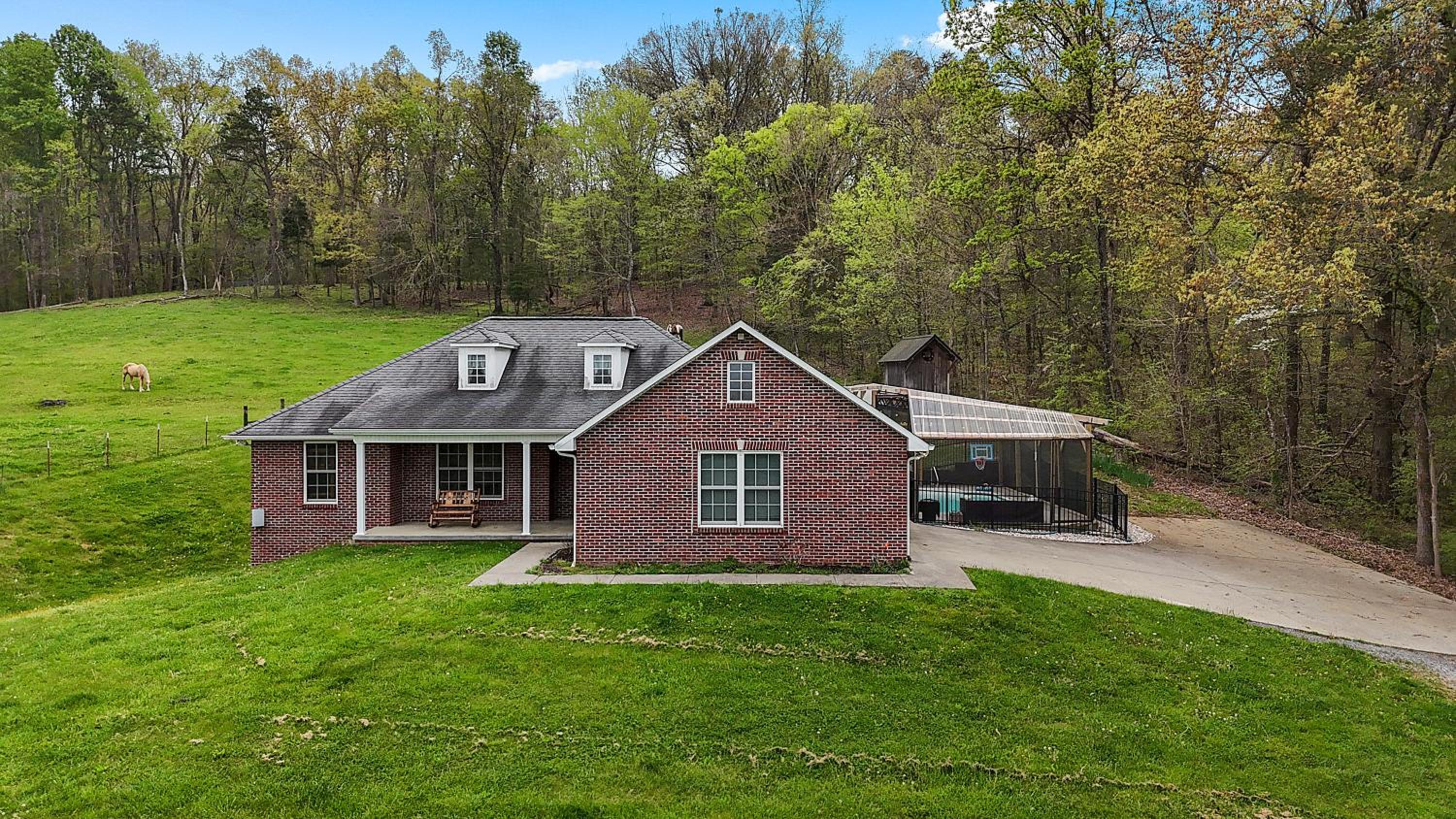 Private Farmhouse with Hot Tub view 3