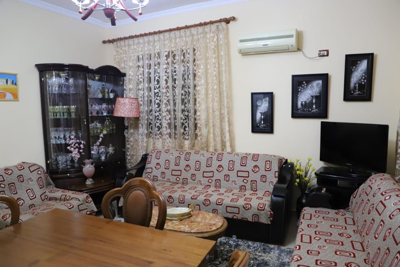 Rafael Apartment