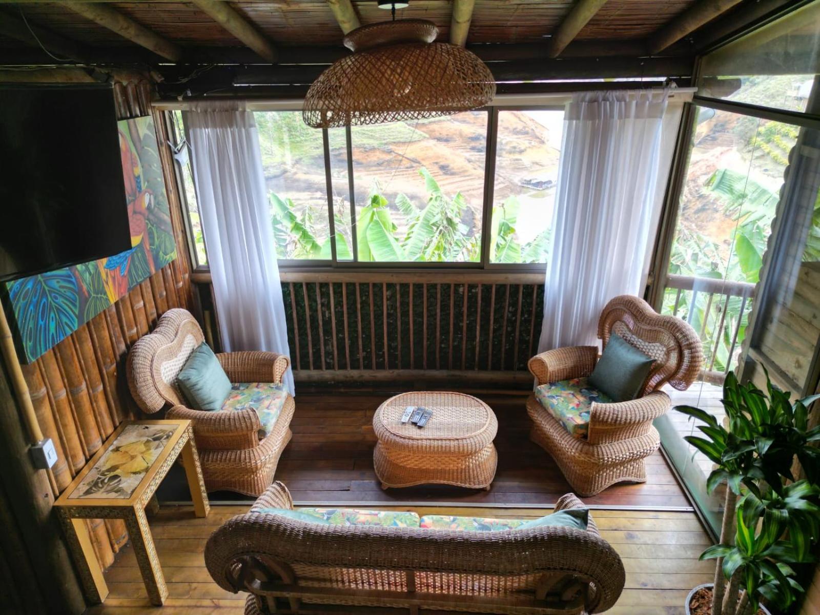 Eden Hotel