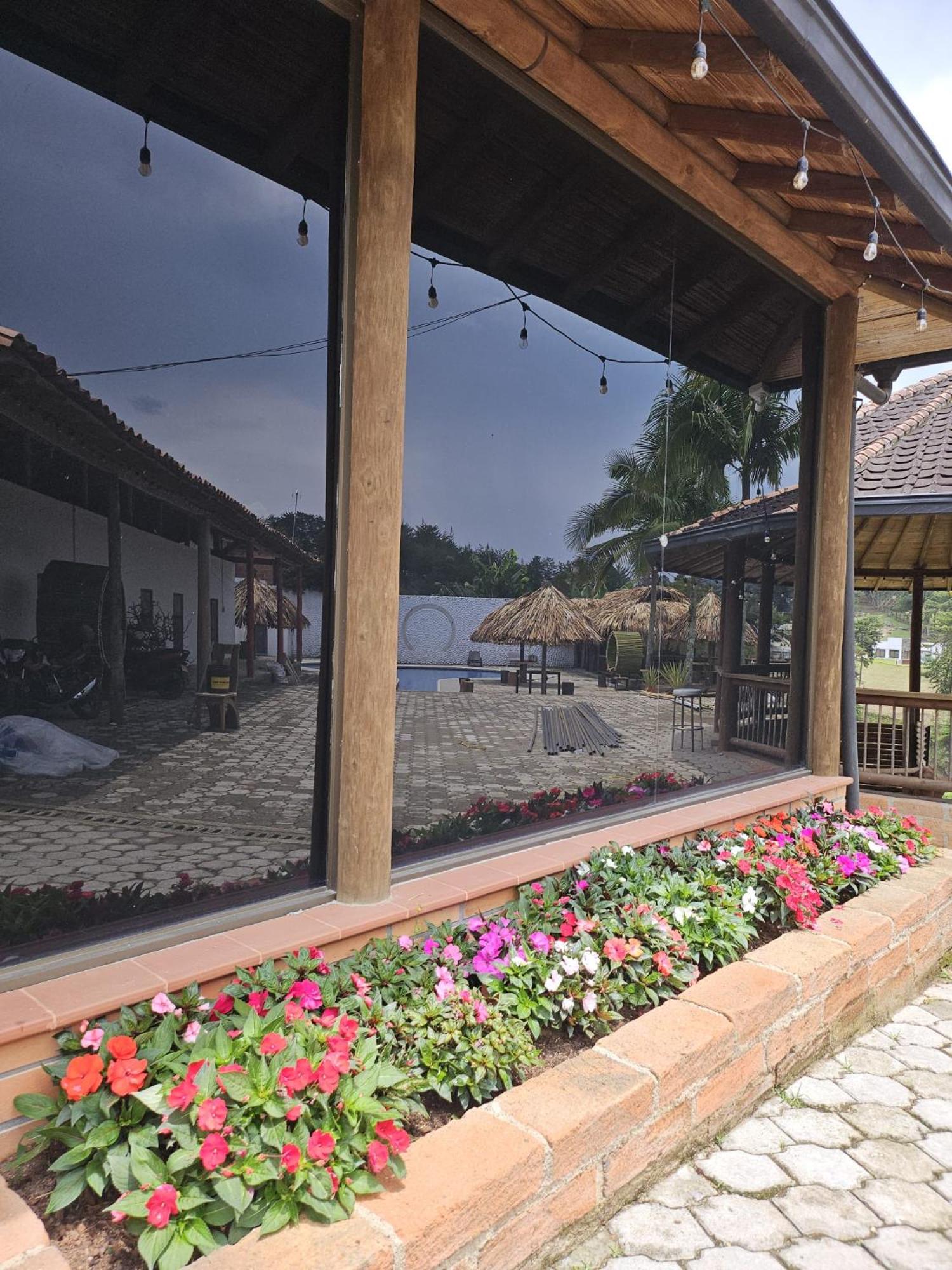 Eden Hotel