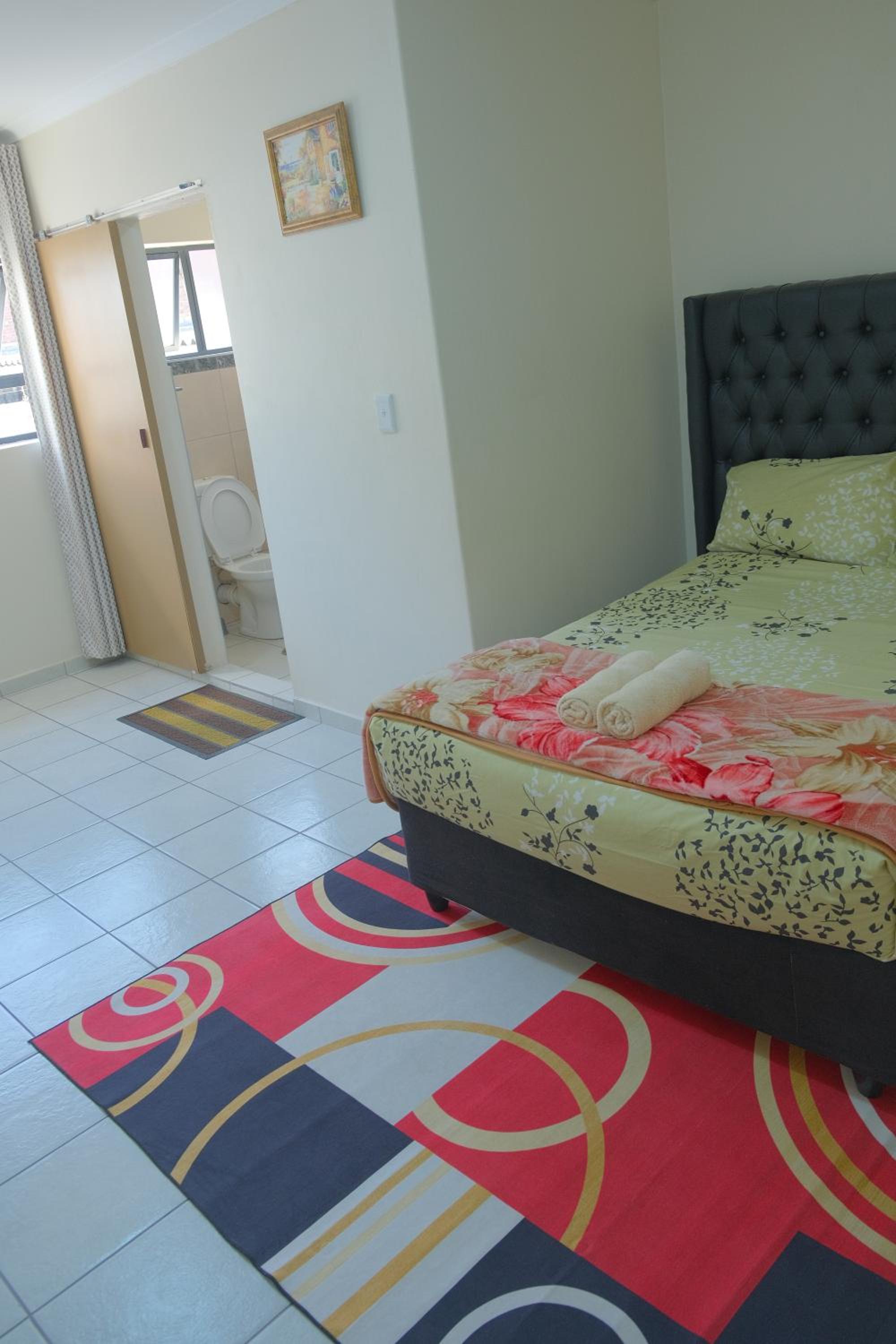 Photo 8