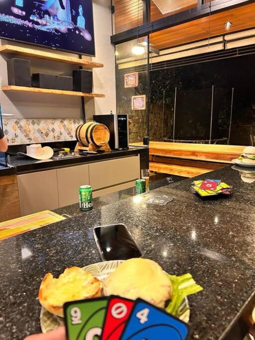 House in stud farm Community in Itu with Lake Casa em Condominio Haras em Itu com Lago