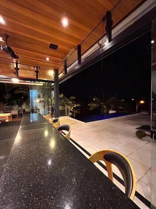 House in stud farm Community in Itu with Lake Casa em Condominio Haras em Itu com Lago