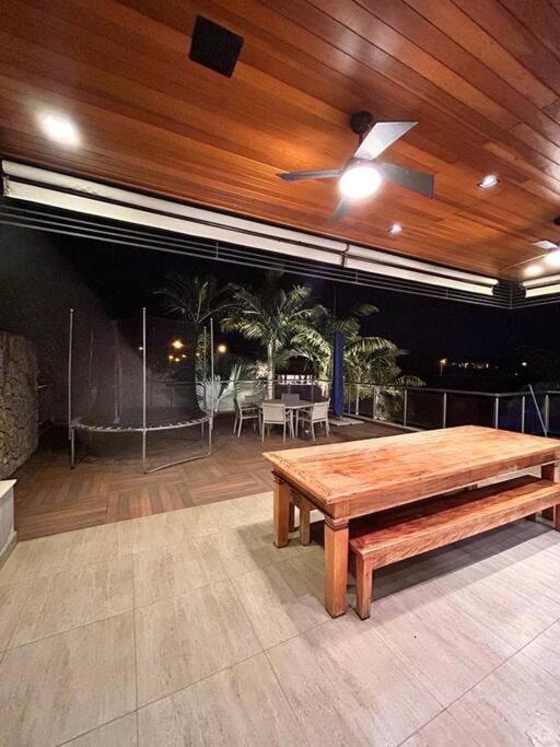 House in stud farm Community in Itu with Lake Casa em Condominio Haras em Itu com Lago