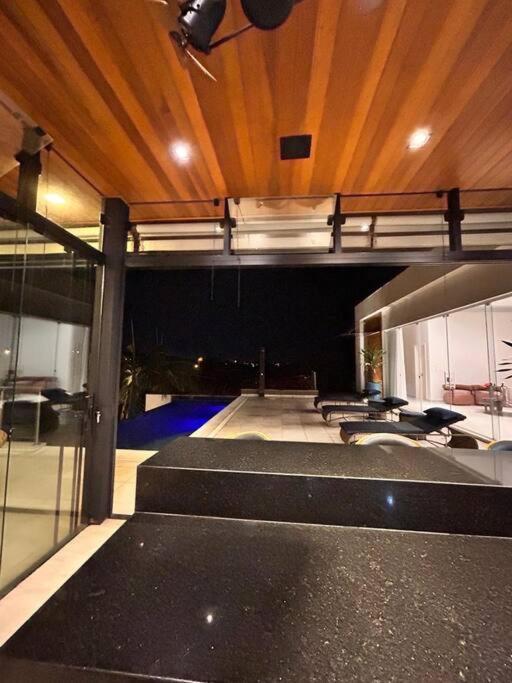 House in stud farm Community in Itu with Lake Casa em Condominio Haras em Itu com Lago