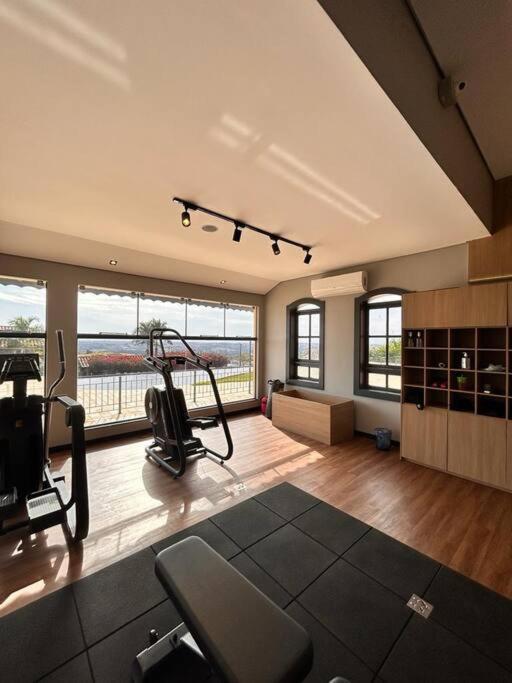 House in stud farm Community in Itu with Lake Casa em Condominio Haras em Itu com Lago