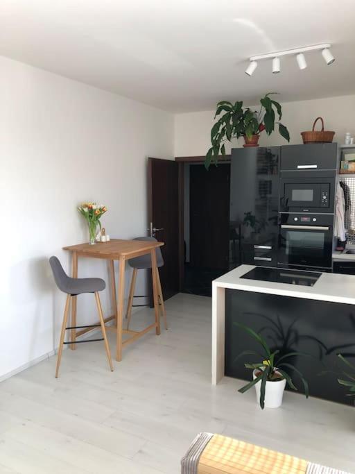 Apartment Little Hill