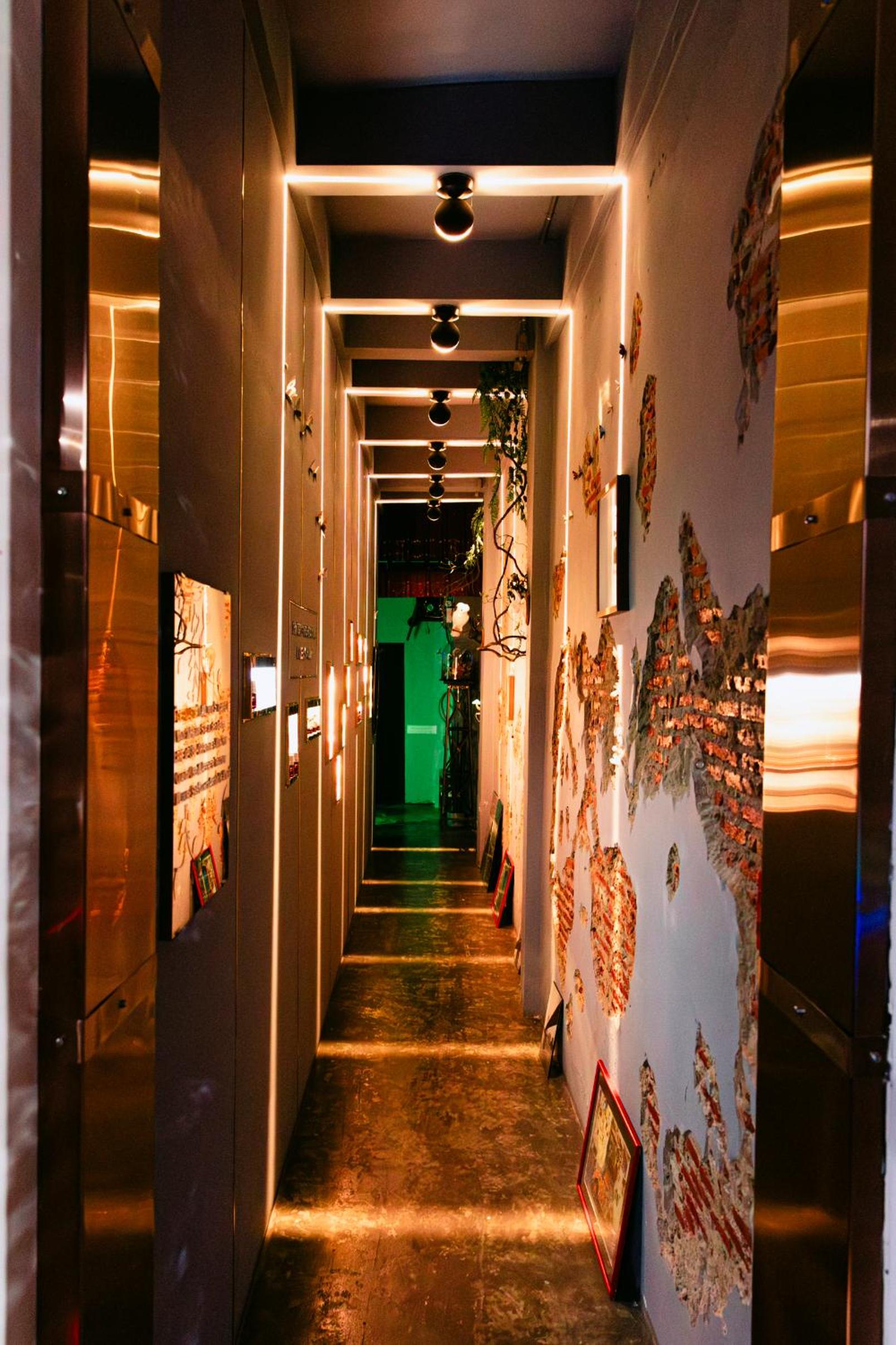 New York Loft & Japanese Magic by V4SKIN