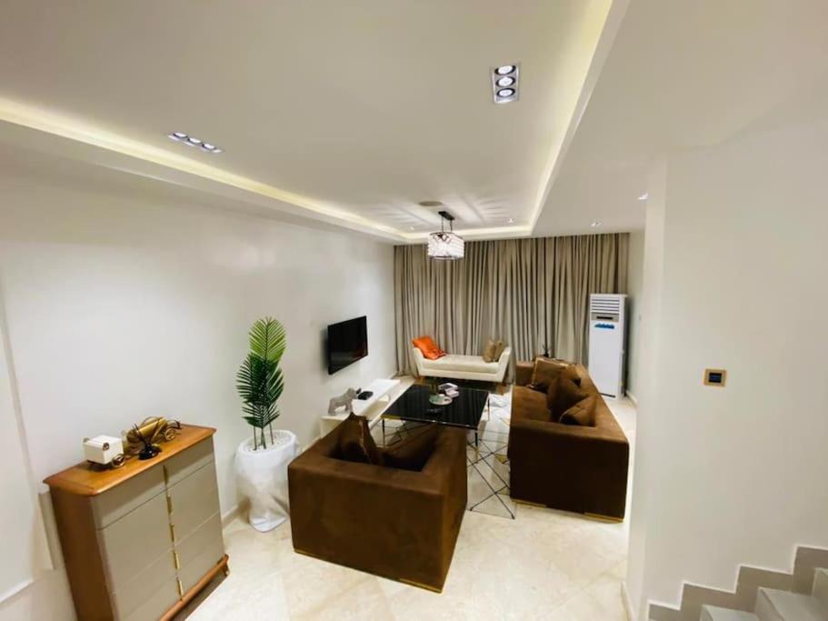 Sujimoto Lancaster Apartment Ikoyi view 2