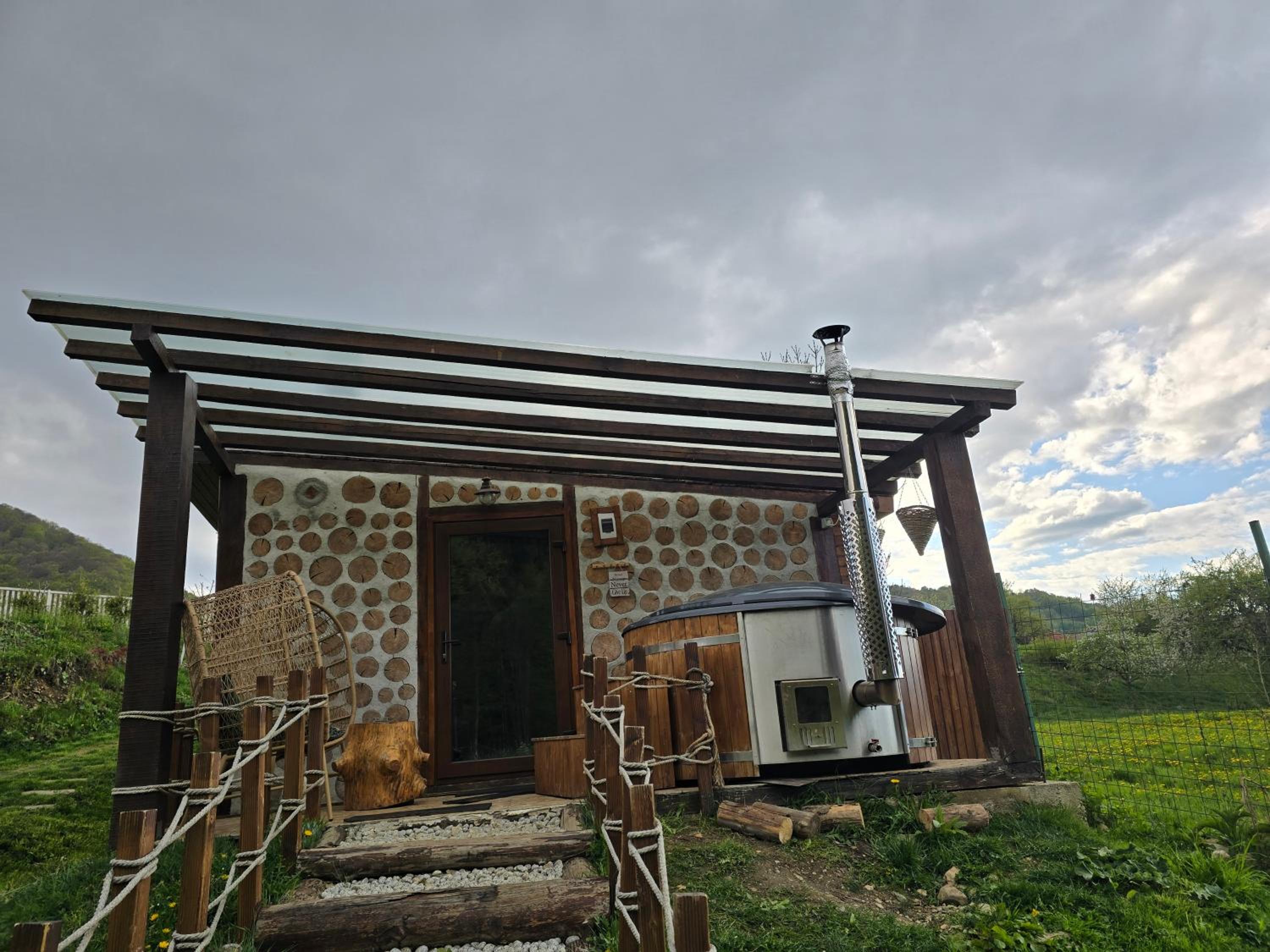 Velvet & Vanilla House la Vama Aniral