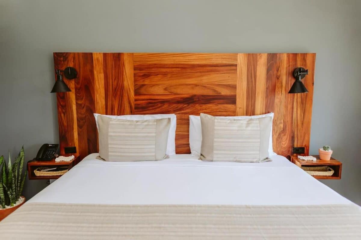 3 Incredible King Suite Rooms in Boutique Hotel view 4