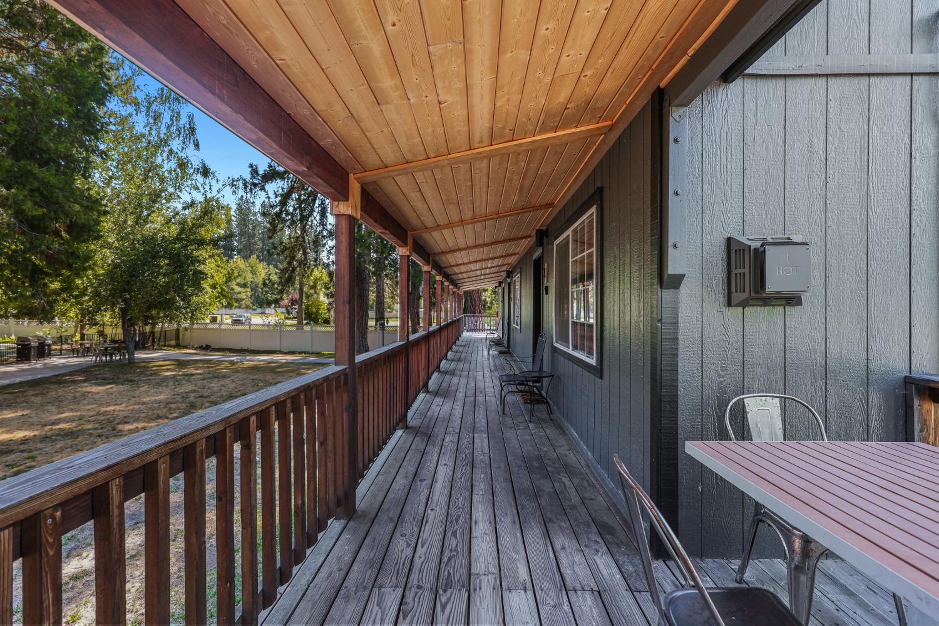 Shasta View Lodge