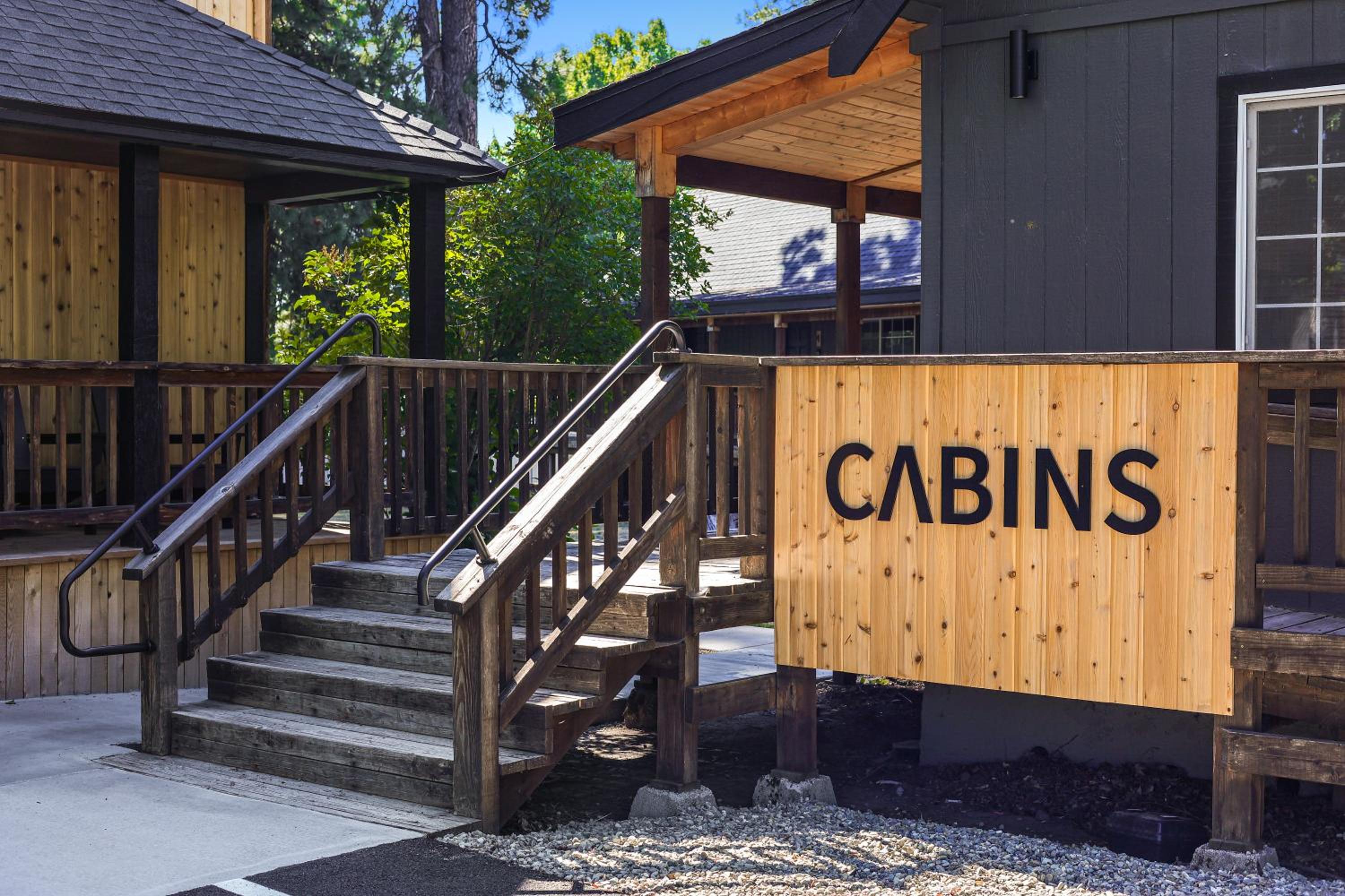 Shasta View Lodge