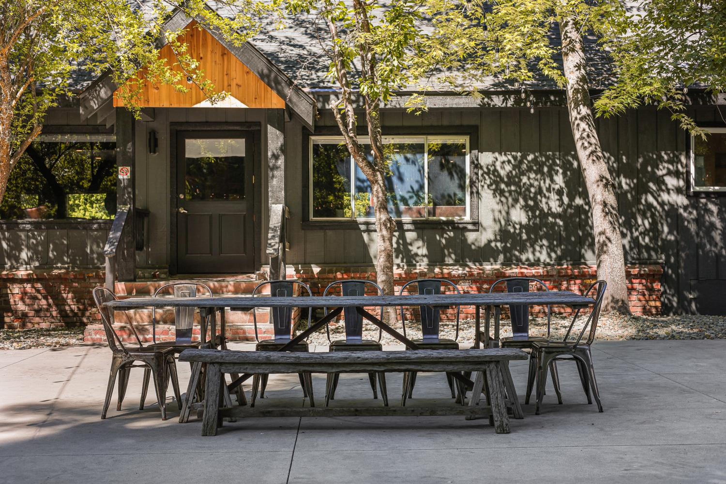 Shasta View Lodge