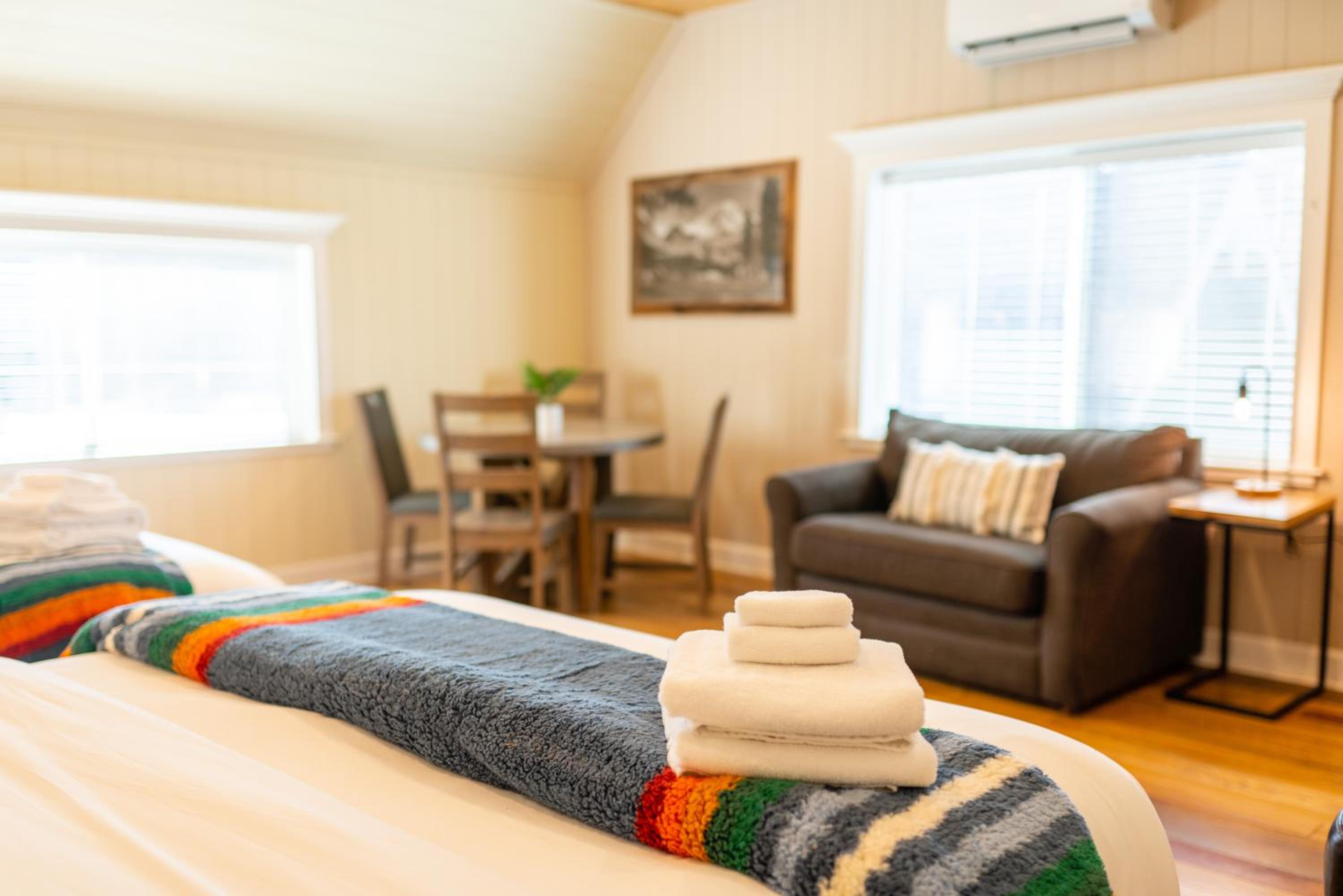 Shasta View Lodge