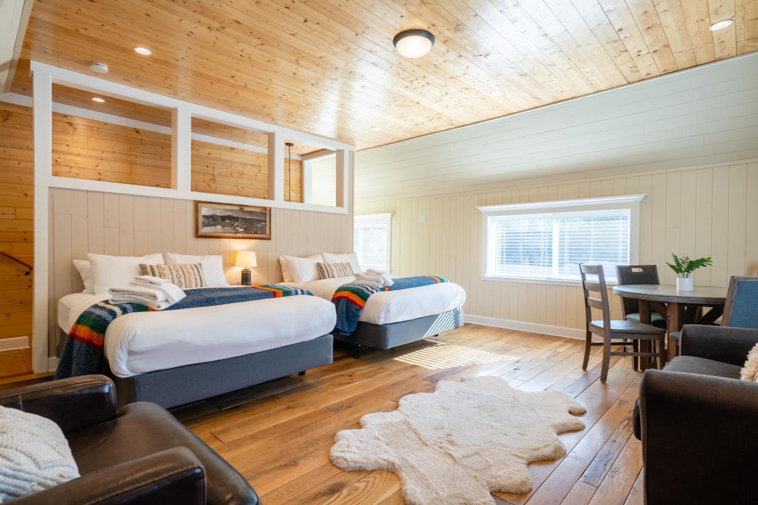 Shasta View Lodge