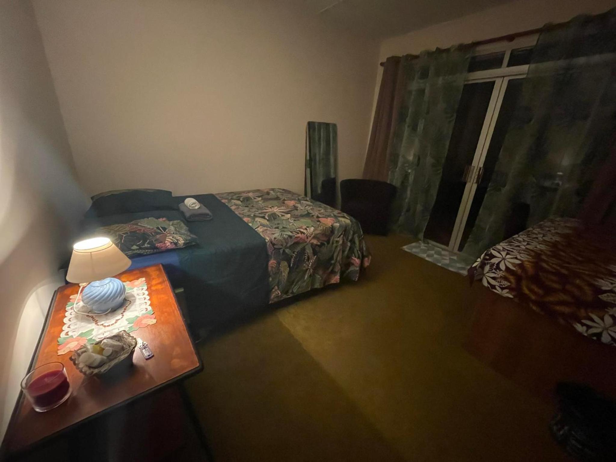 ROOM LE BASSIN view 3