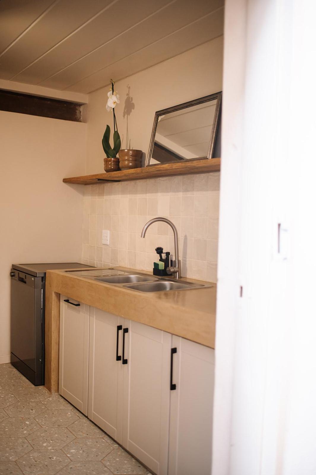 Rest Guesthouse