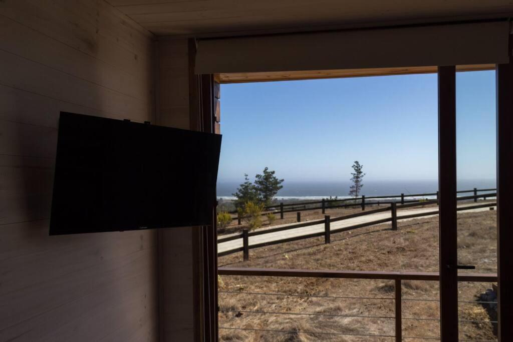 Moderna y luminosa casa con hermosa vista al mar