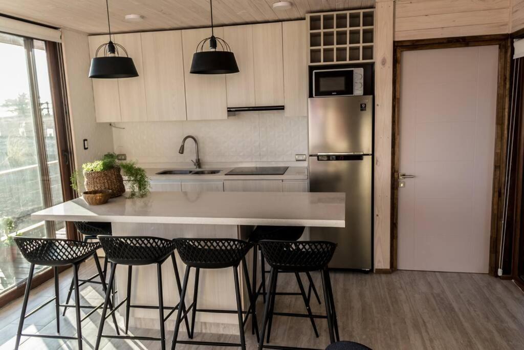 Moderna y luminosa casa con hermosa vista al mar