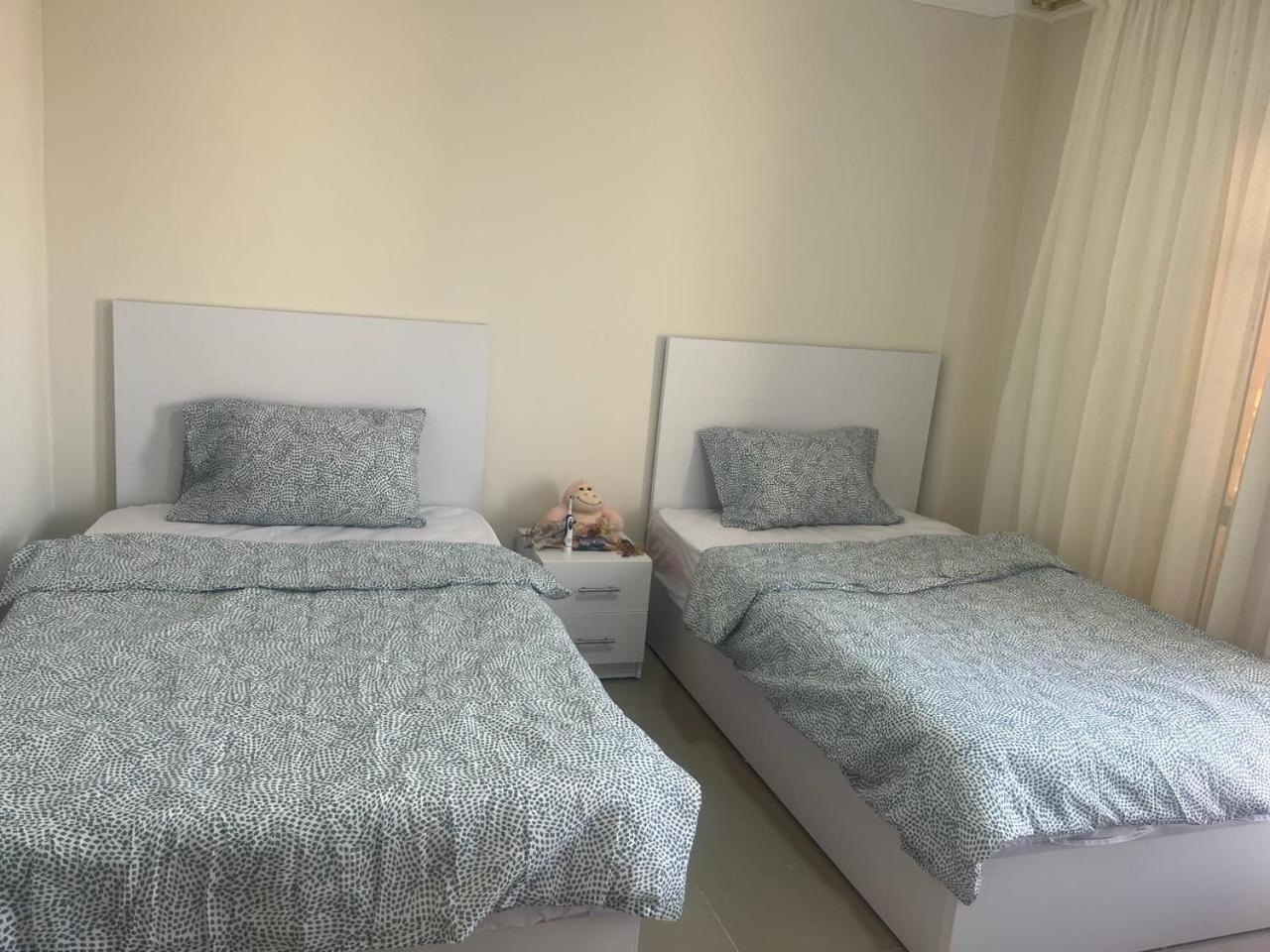 Property Sisters, Elite apartment, B11