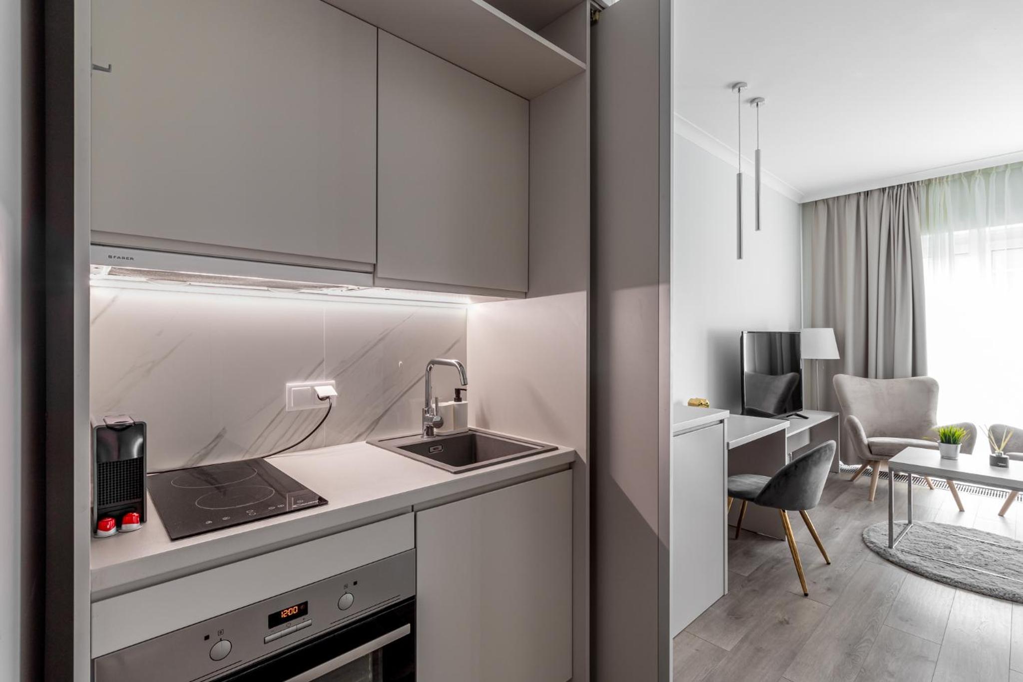 Golden Luxe Residence - Mennica Residence - Business & City Center