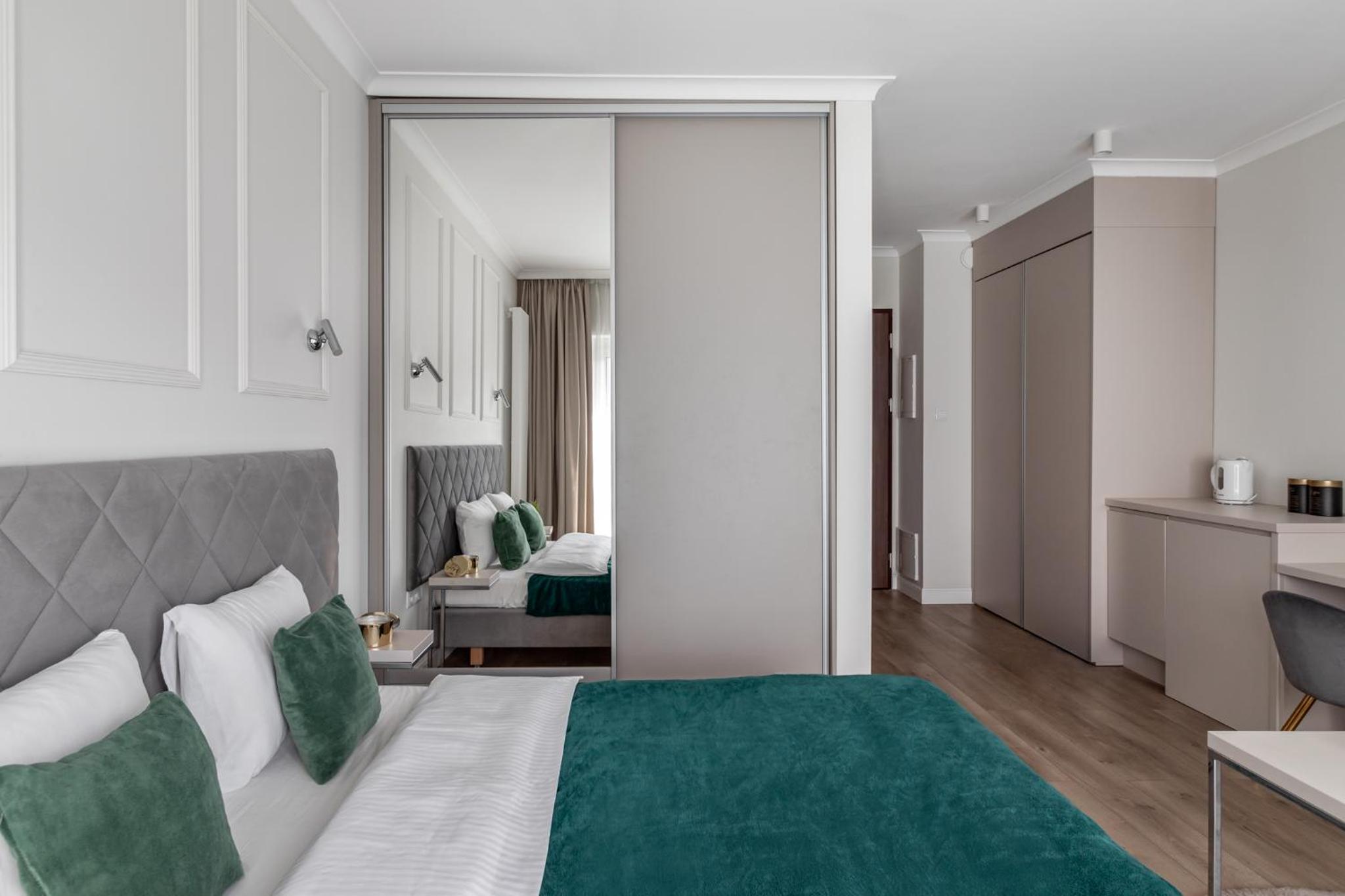 Golden Luxe Residence - Mennica Residence - Business & City Center