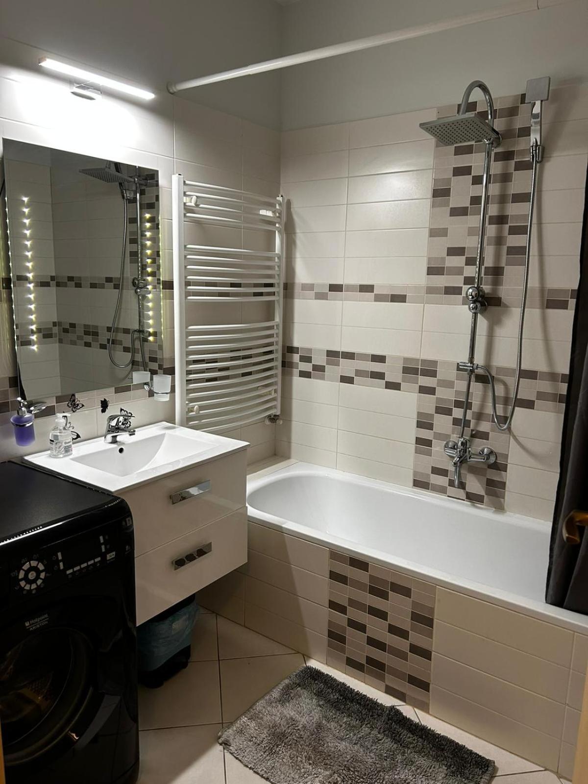 Exclusive Central Apartment with Private Garden