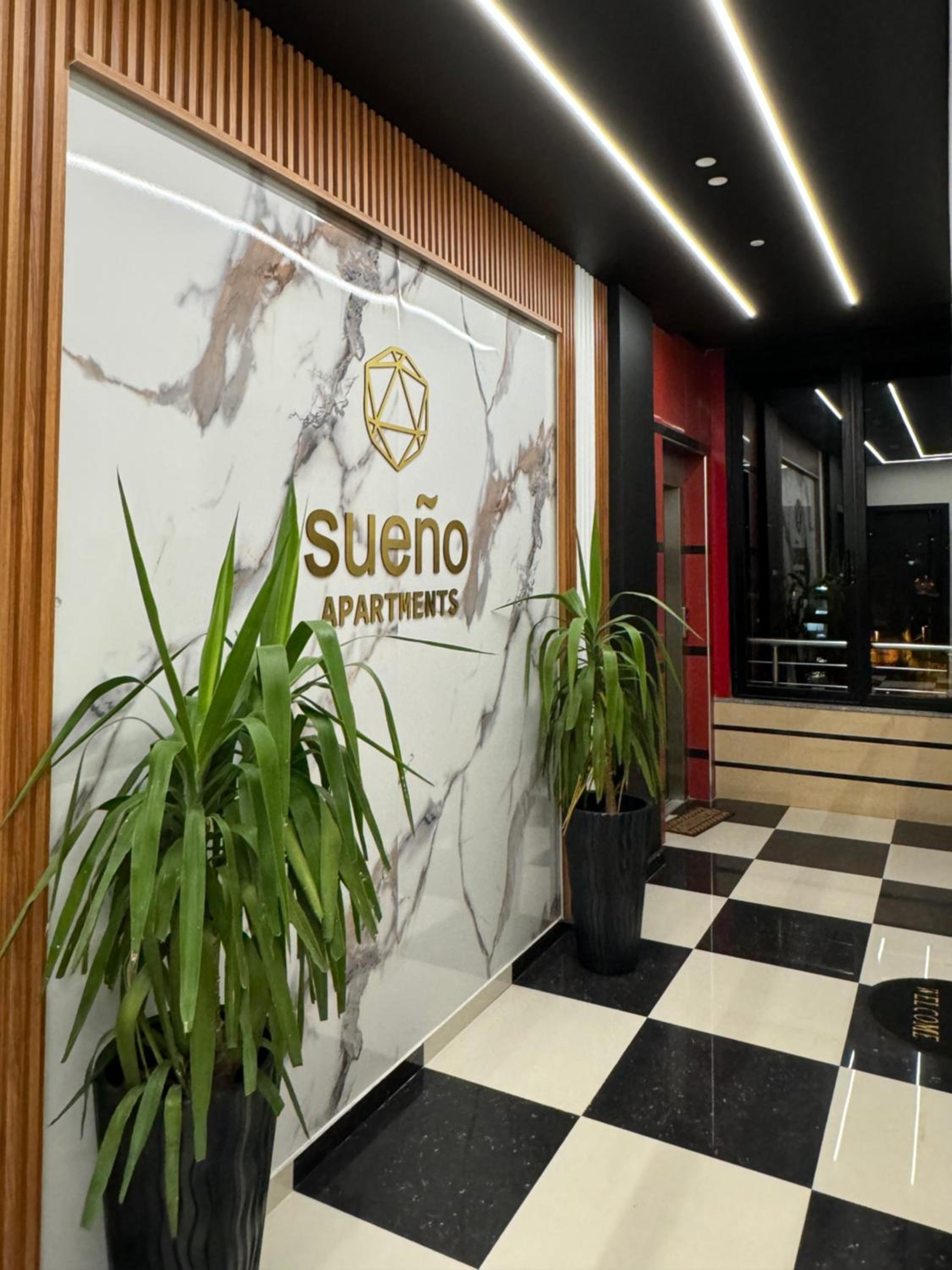 Sueño Apartments & Suites