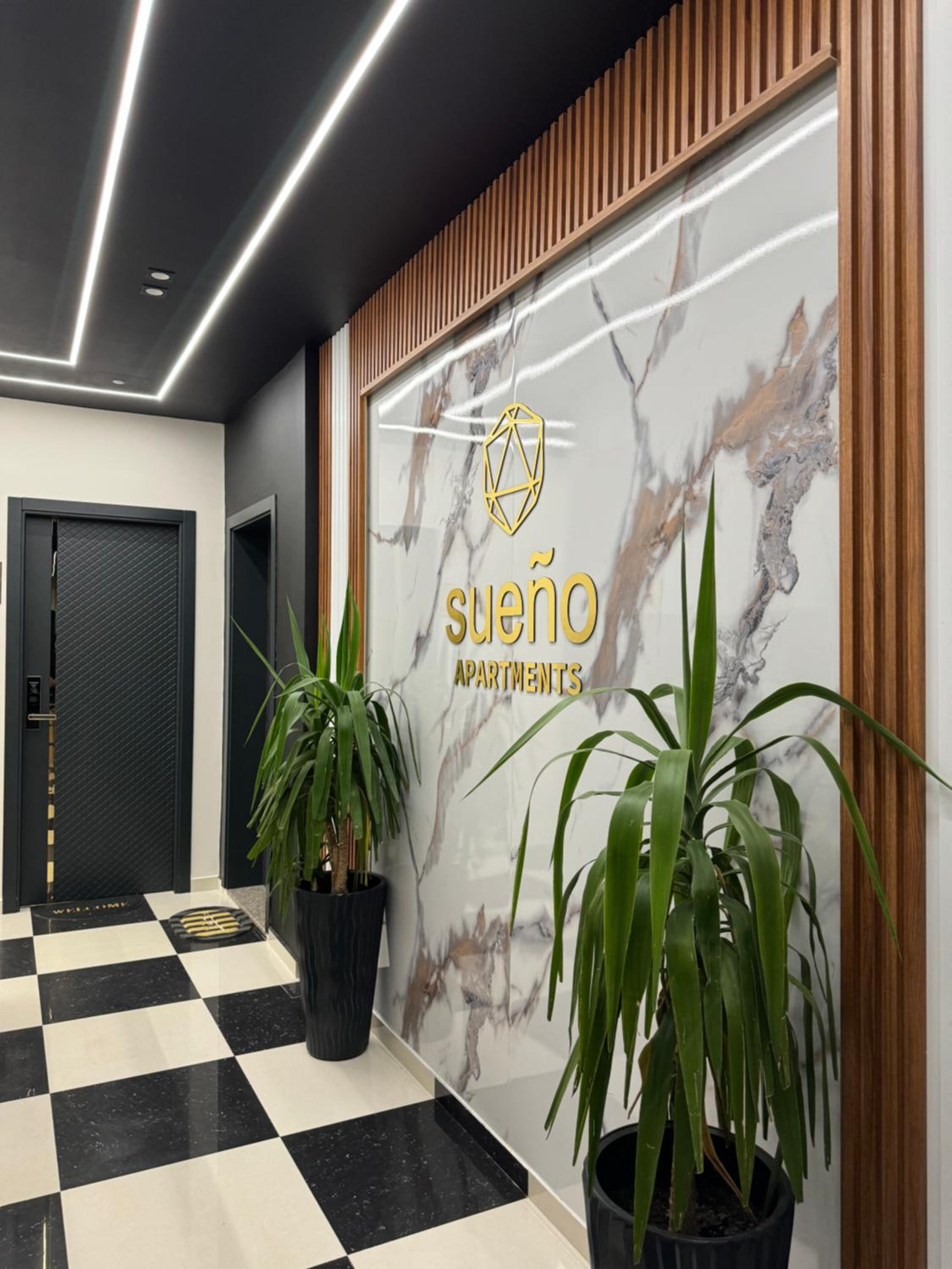 Sueño Apartments & Suites